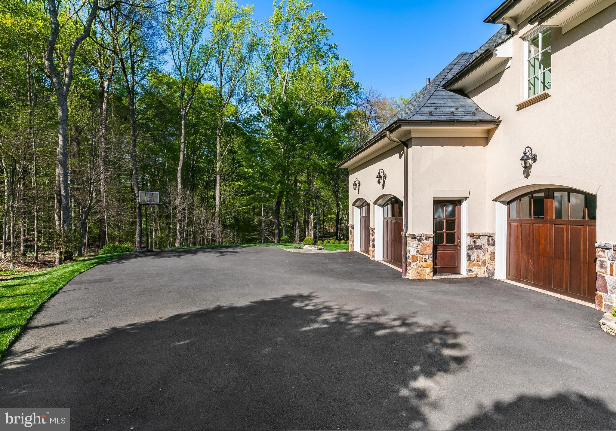 ESTATES AT LOWES ISLAND - Residential