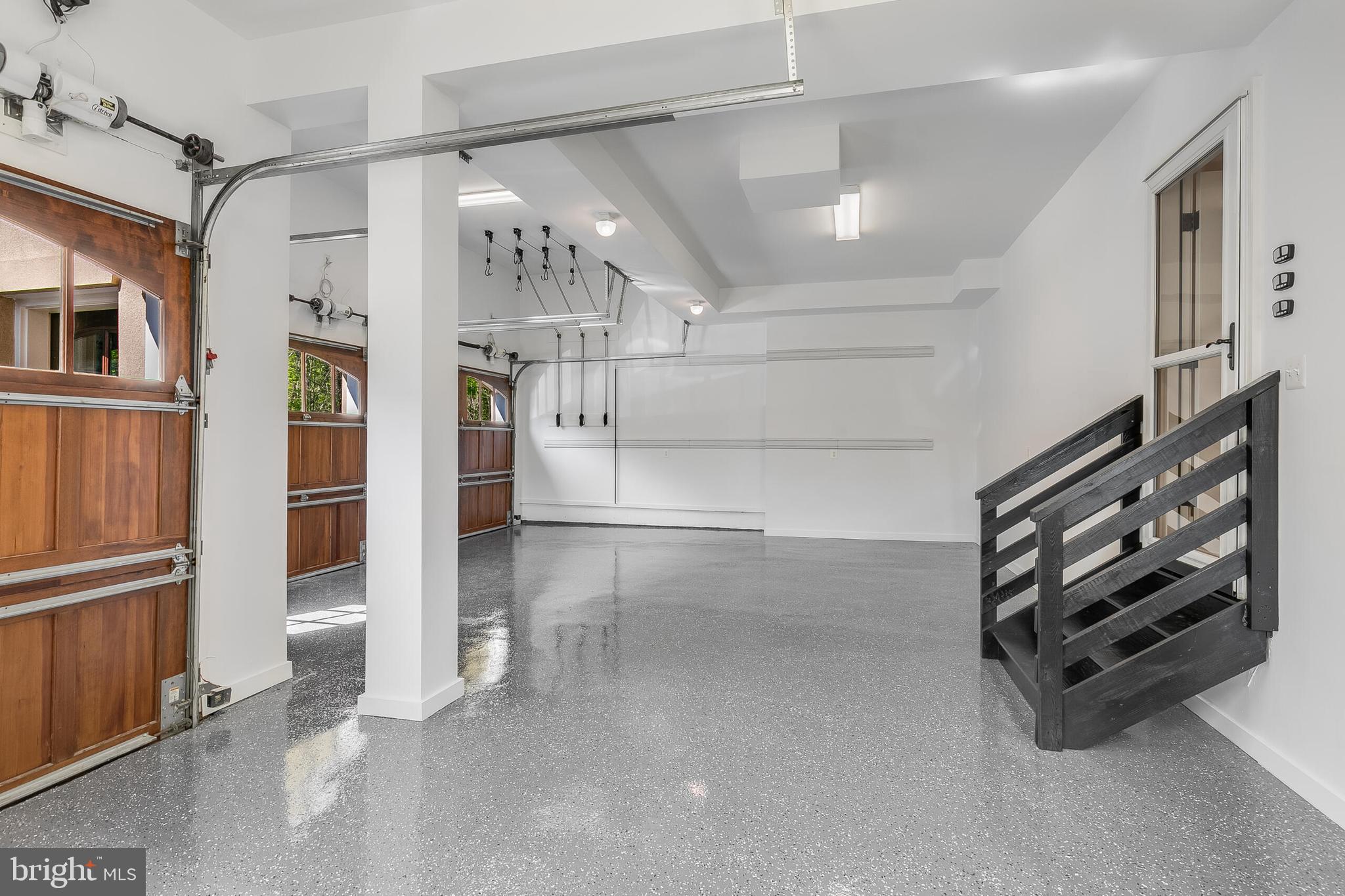 ESTATES AT LOWES ISLAND - Residential