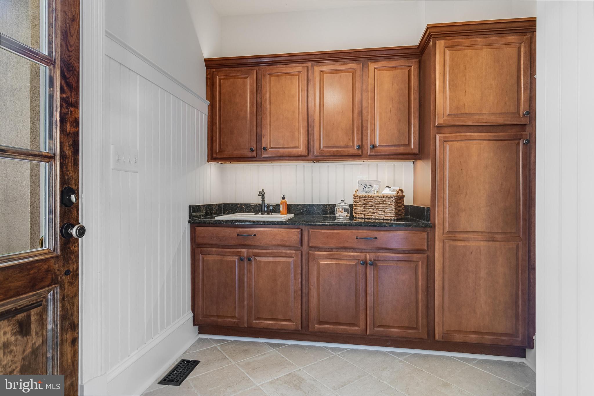 ESTATES AT LOWES ISLAND - Residential