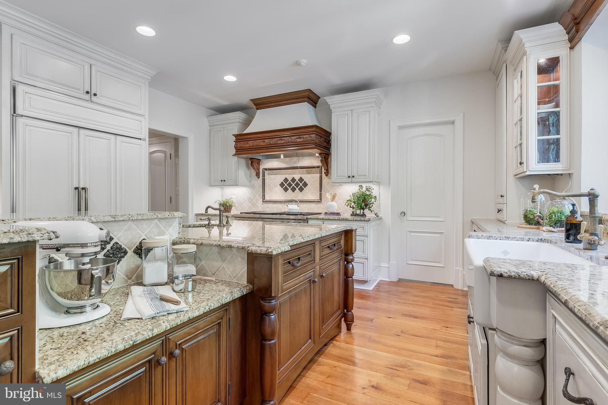 ESTATES AT LOWES ISLAND - Residential