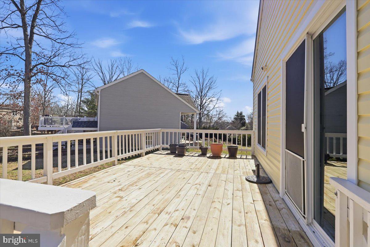 WOODSPRING AT NEW MARKET - Residential