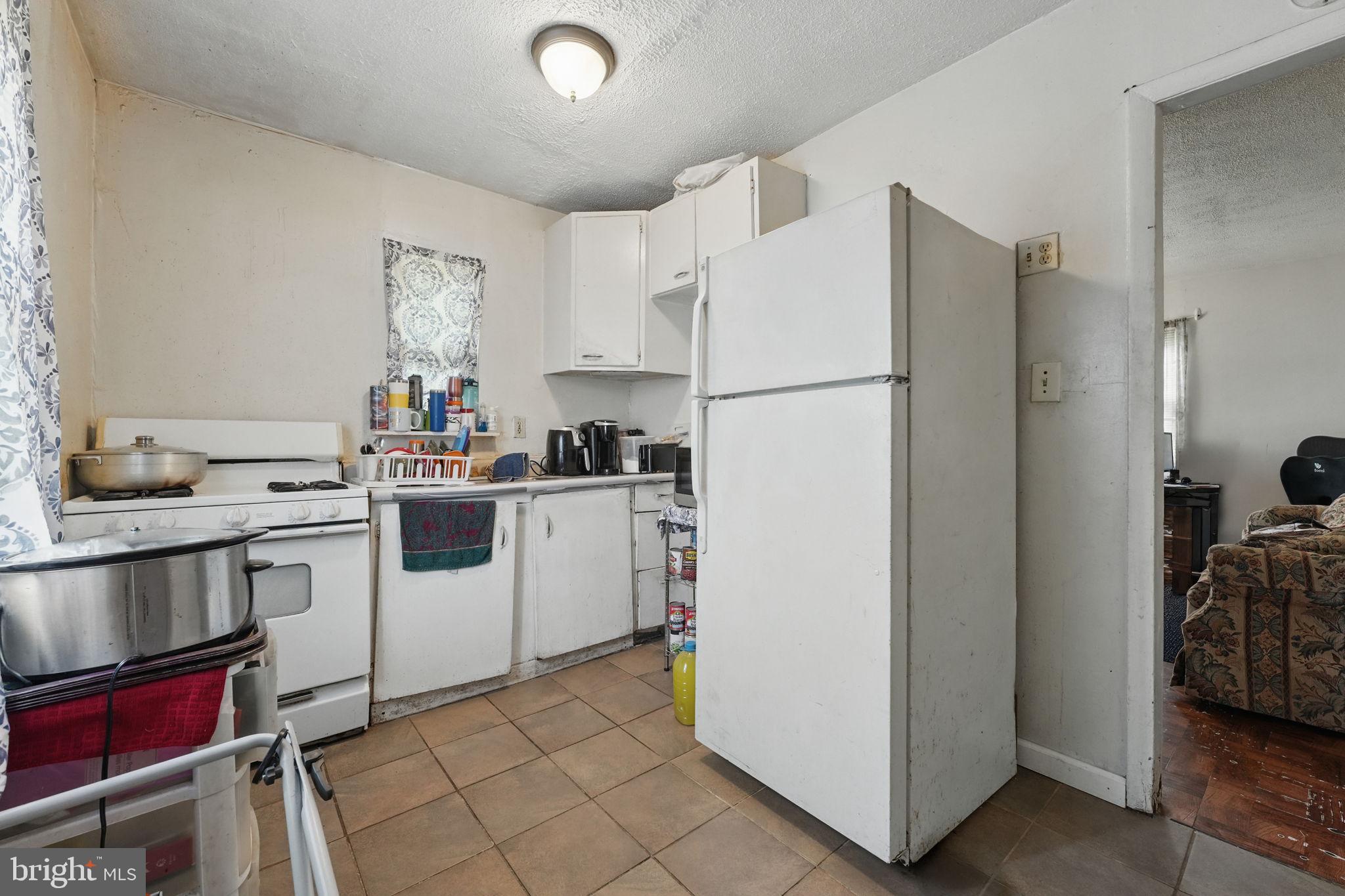 462 ANDERSON DRIVE