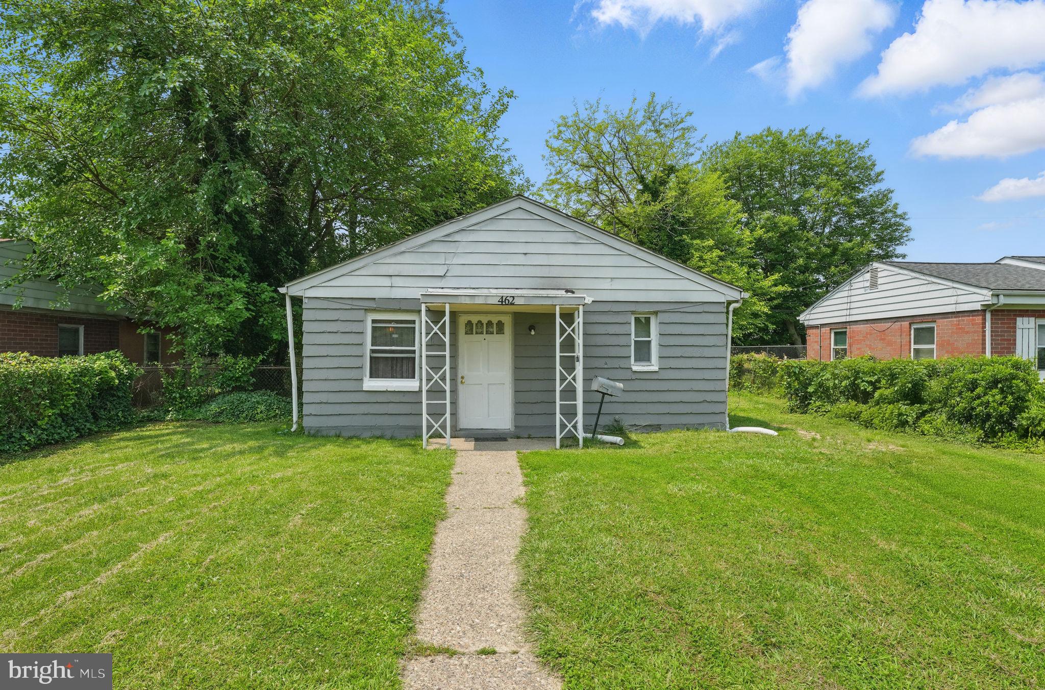 462 ANDERSON DRIVE