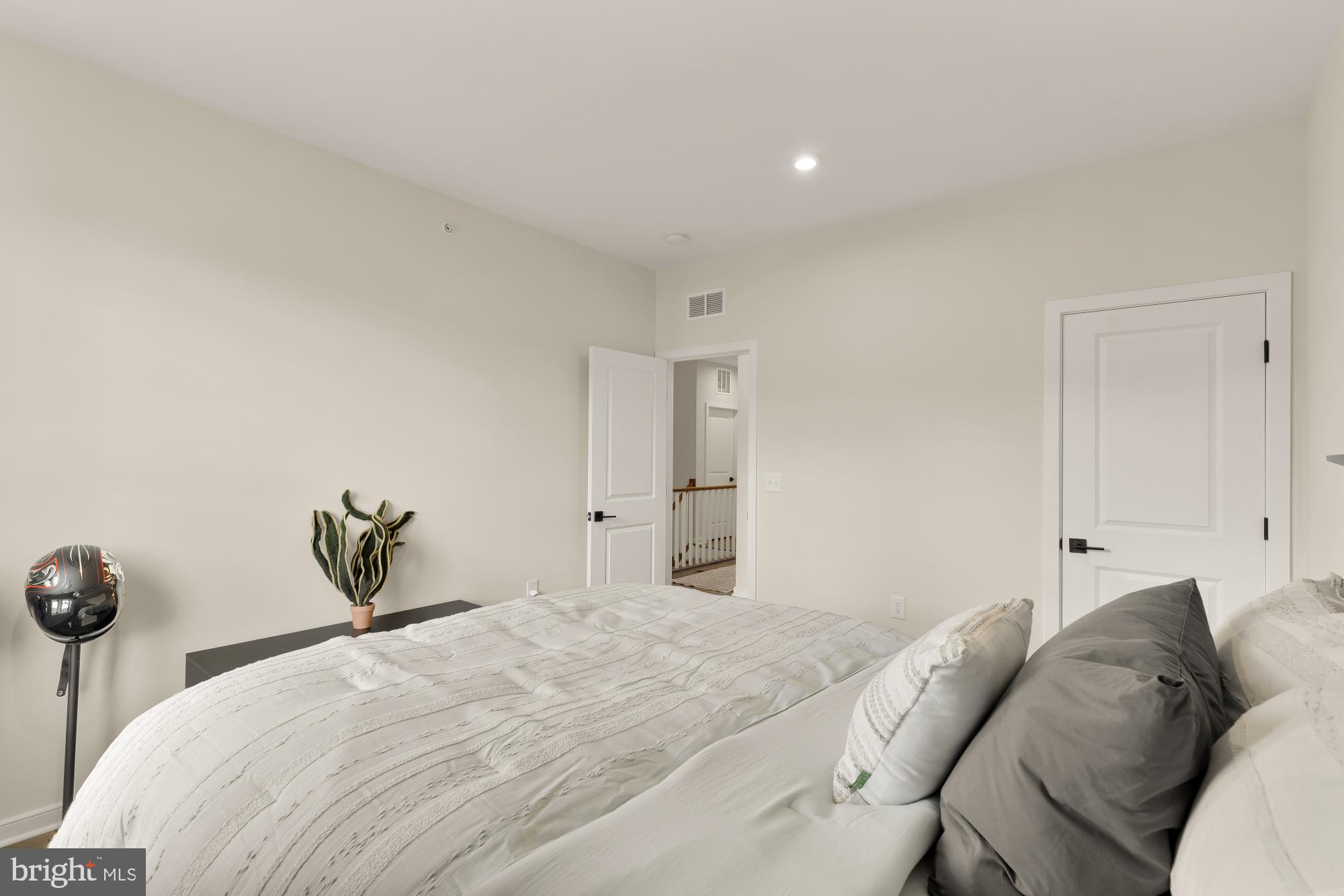 STERLING - Residential