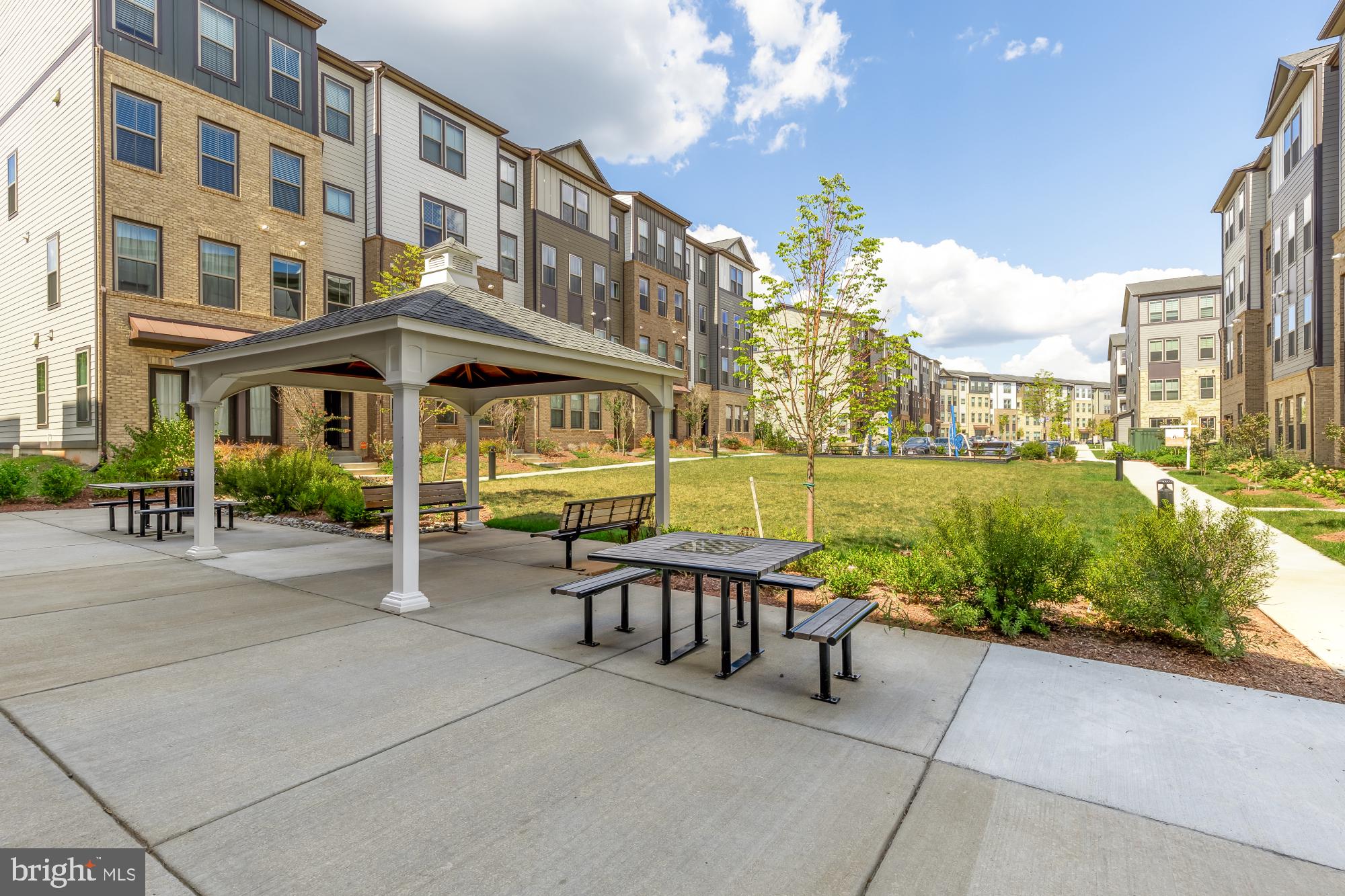 STERLING - Residential