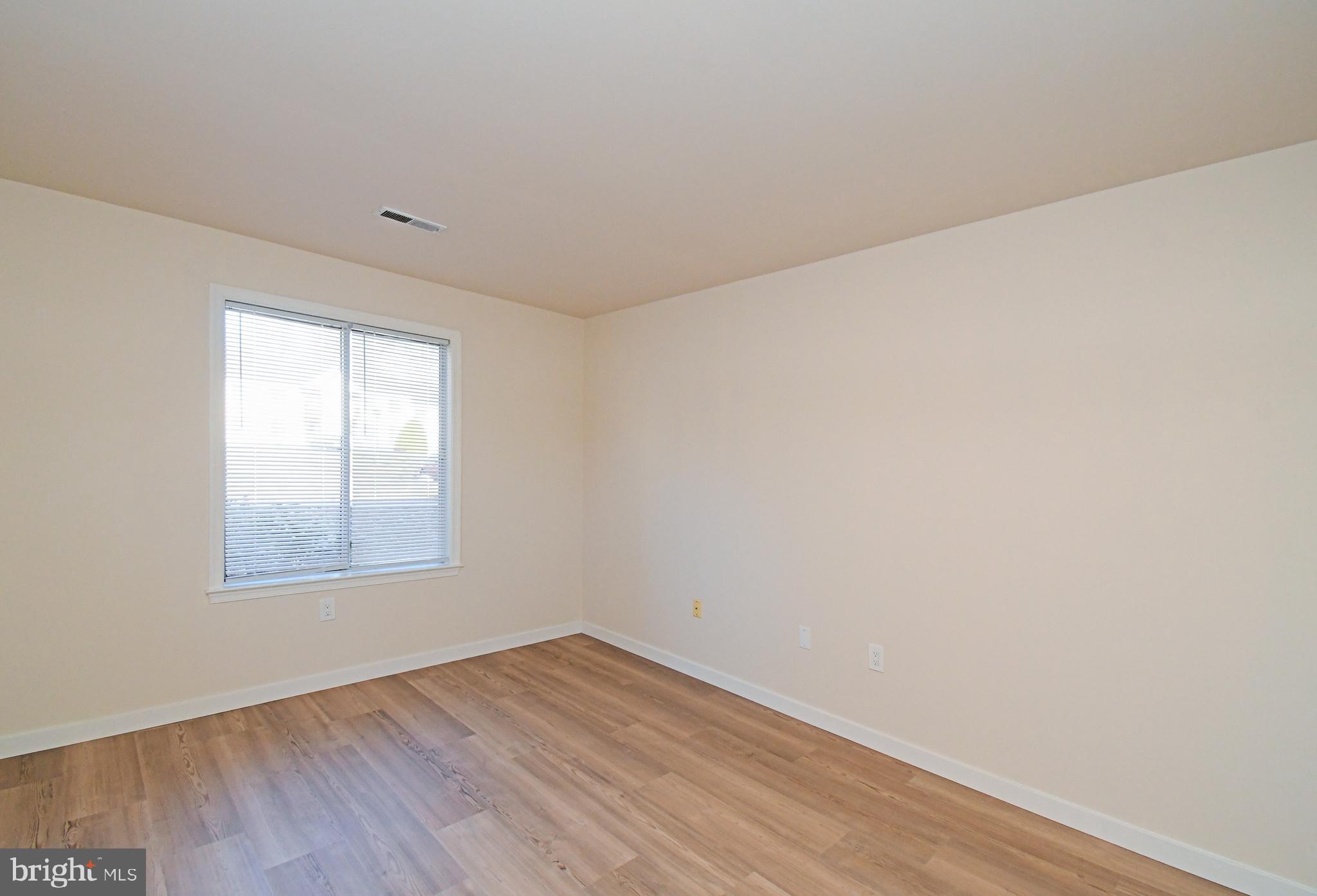 HICKORY RIDGE - Residential