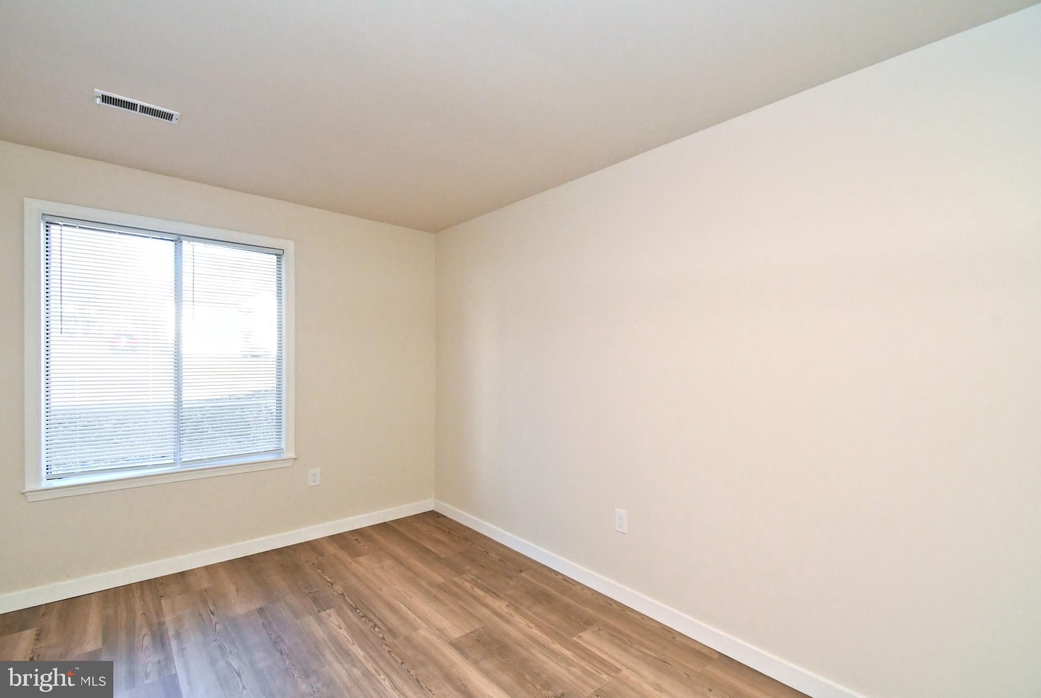 HICKORY RIDGE - Residential