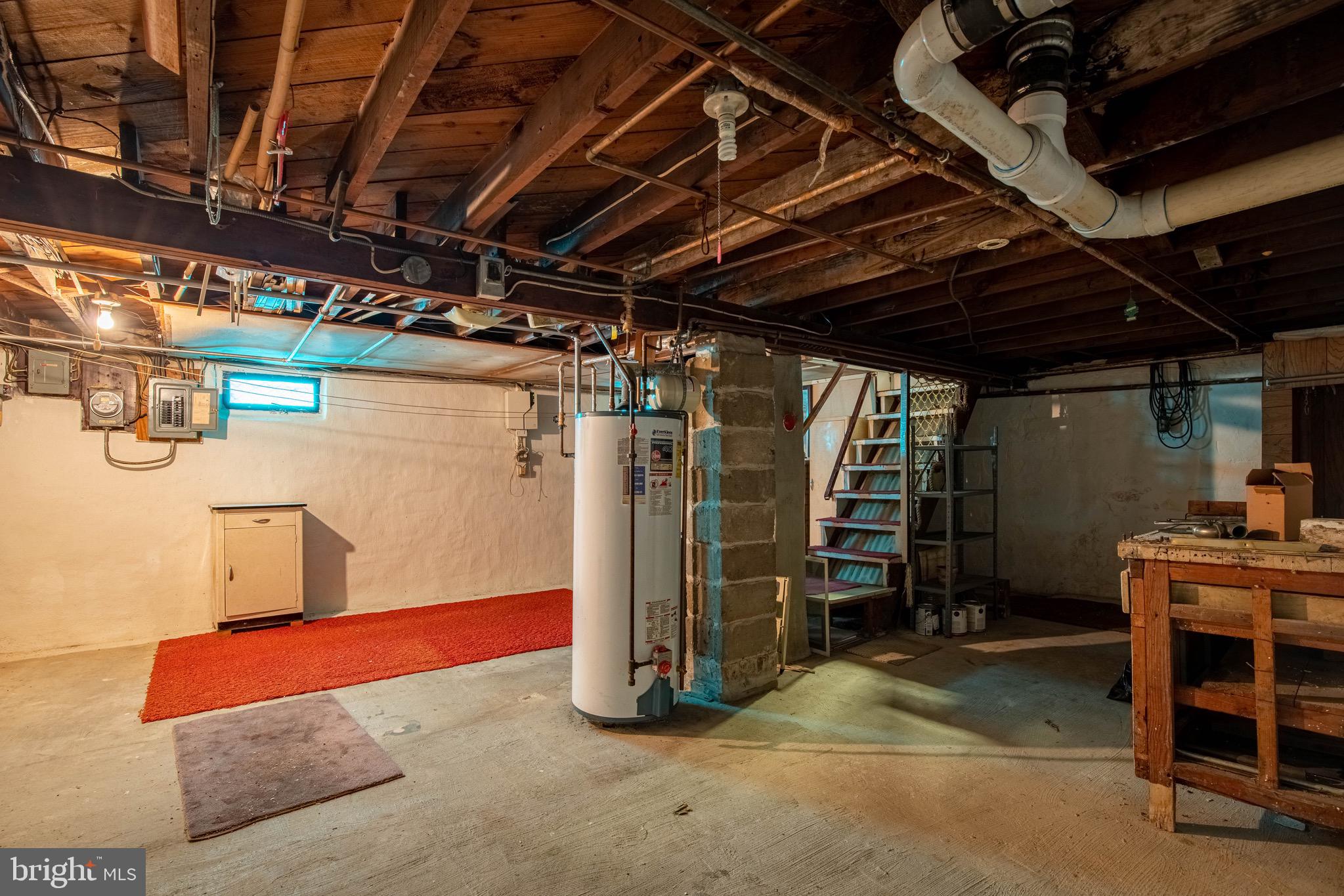 CALIFORNIA GROVE - Residential