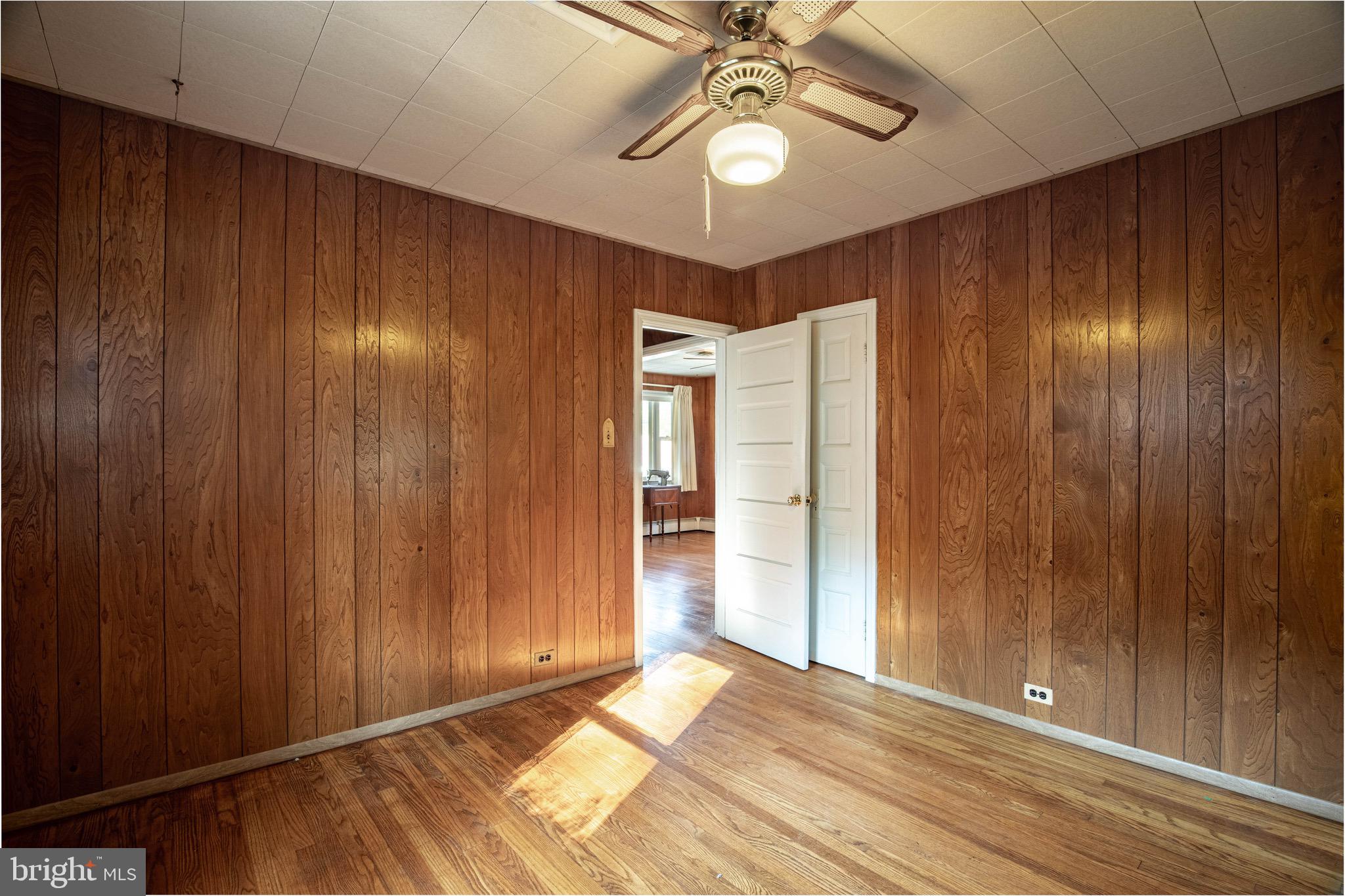 CALIFORNIA GROVE - Residential