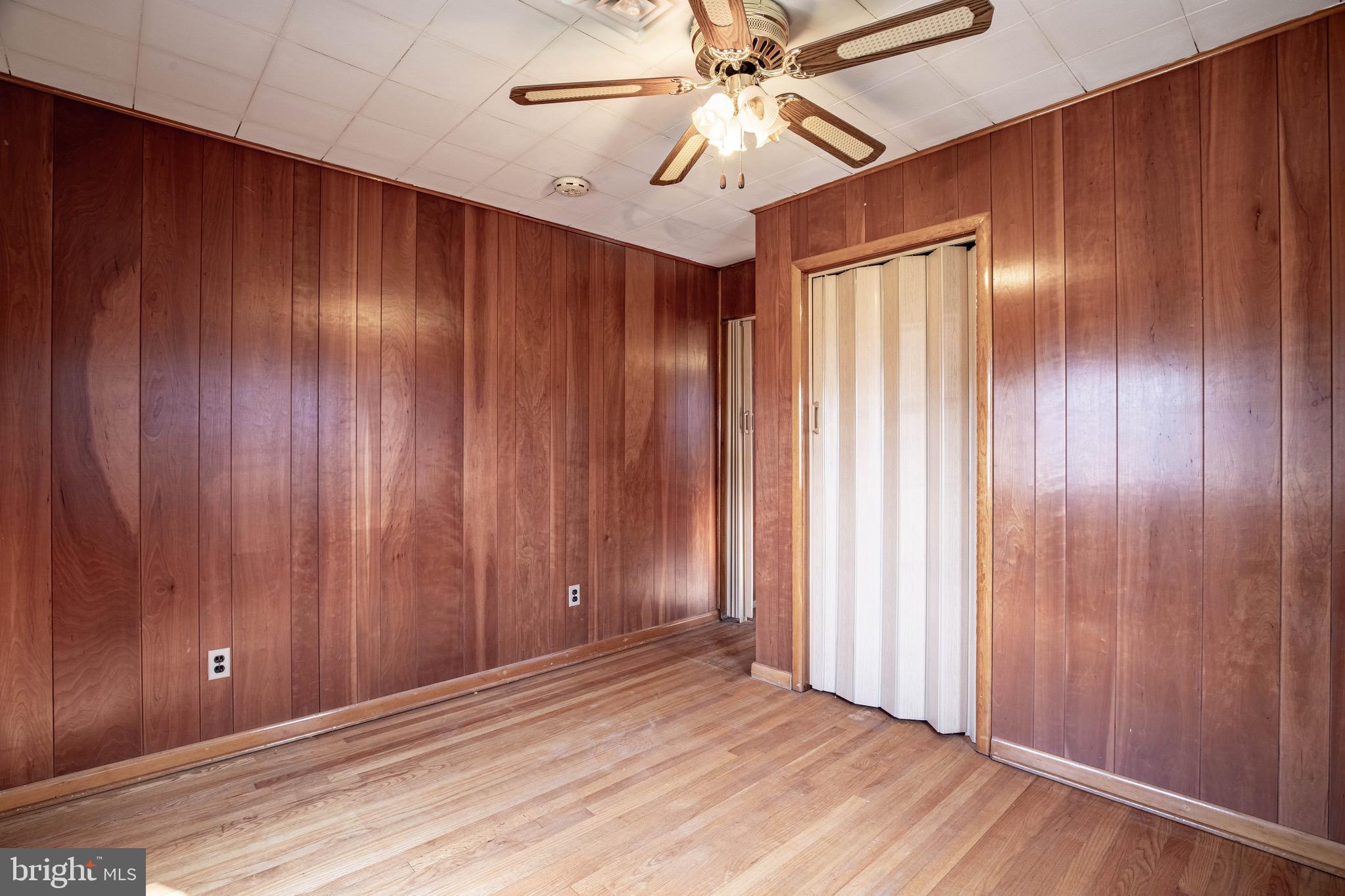 CALIFORNIA GROVE - Residential