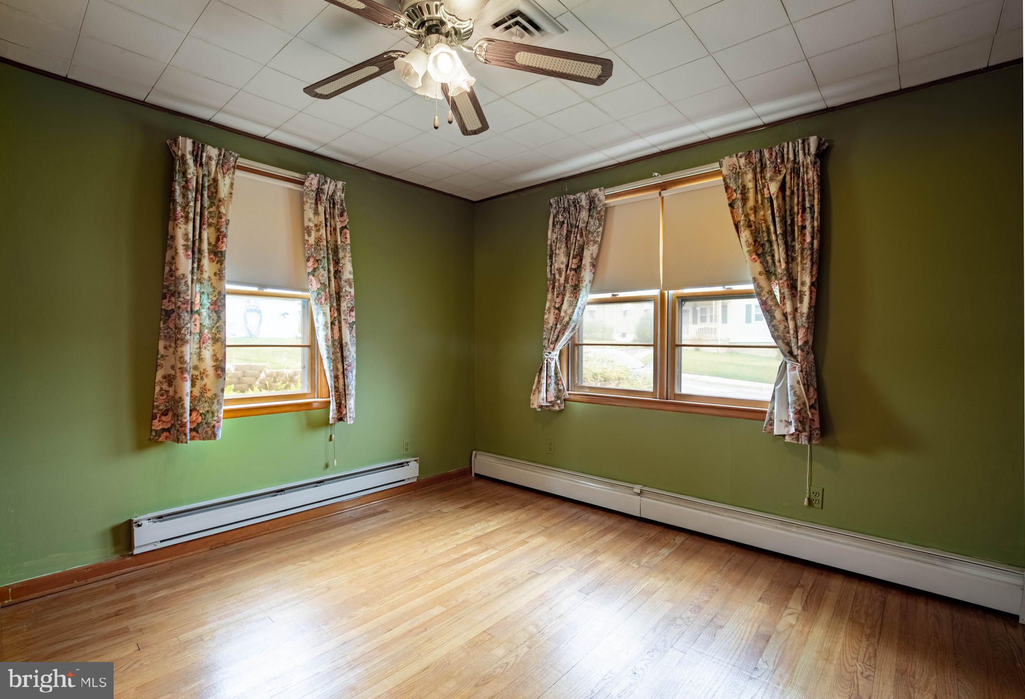 CALIFORNIA GROVE - Residential