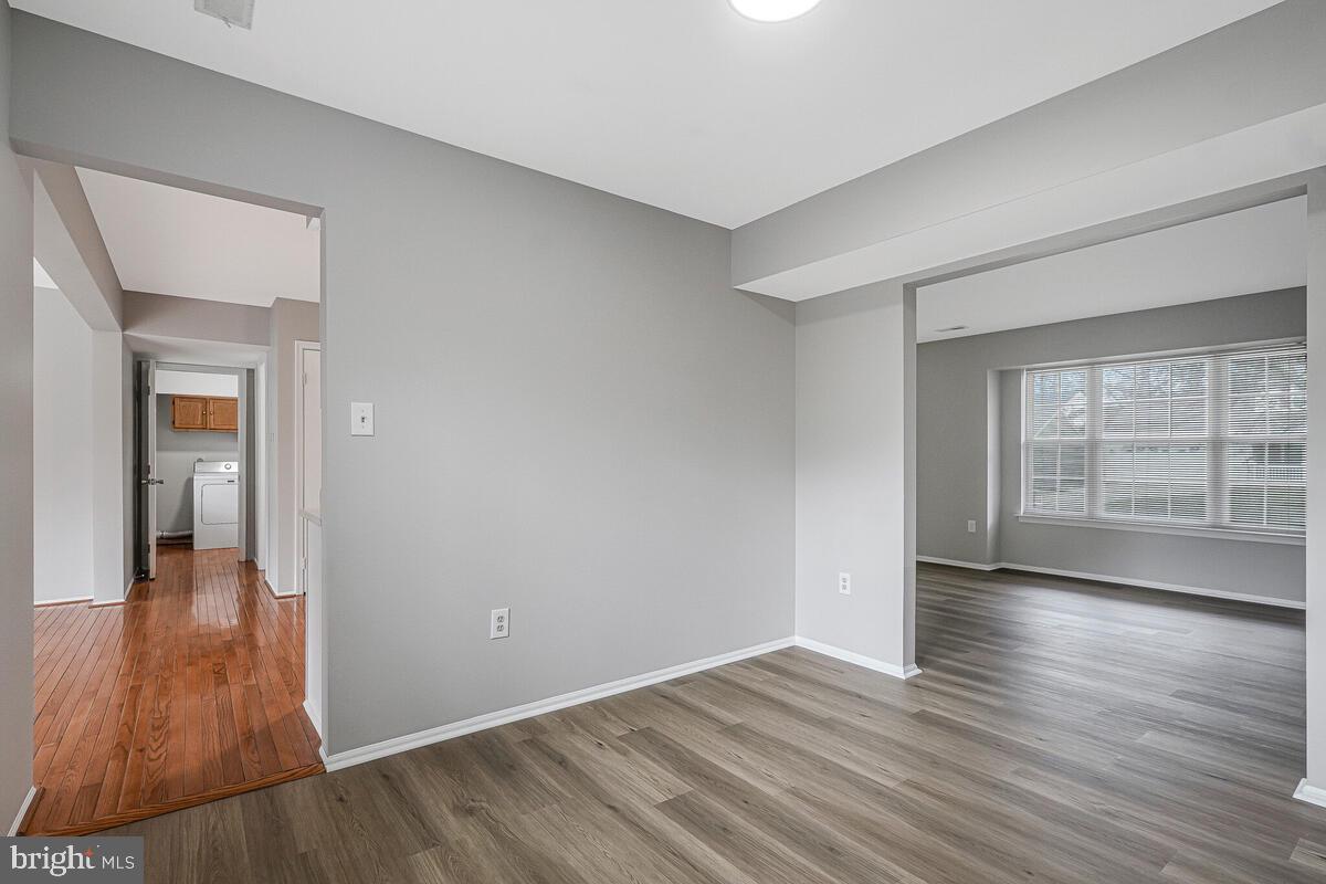 ST CHARLES DORCHESTER - Residential Lease