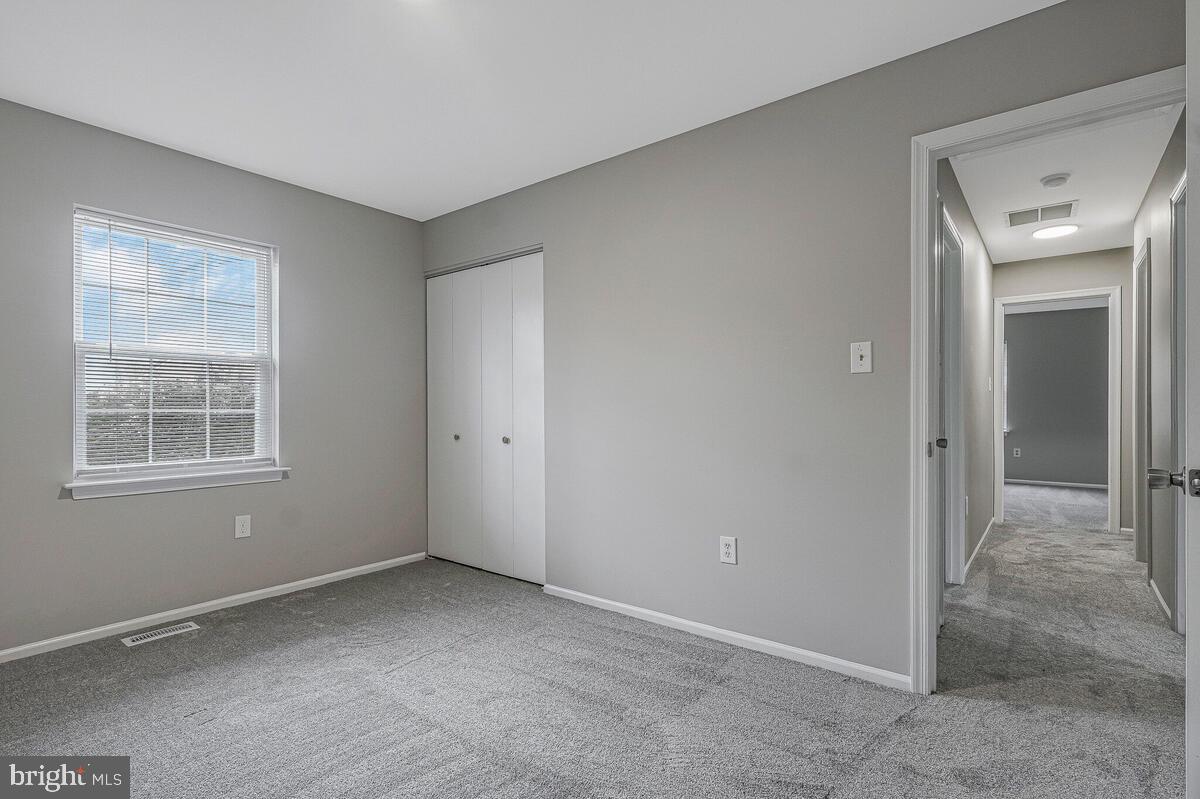 ST CHARLES DORCHESTER - Residential Lease