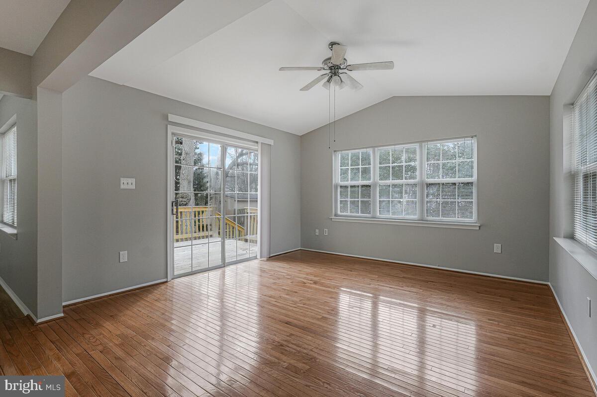 ST CHARLES DORCHESTER - Residential Lease