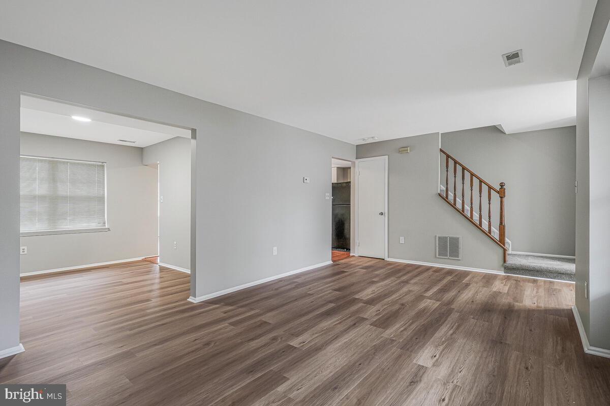 ST CHARLES DORCHESTER - Residential Lease