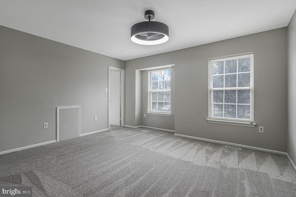 ST CHARLES DORCHESTER - Residential Lease