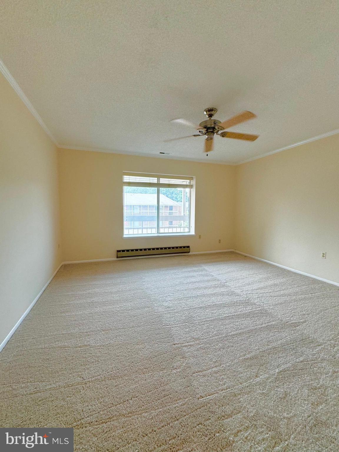 LEISURE WORLD - Residential