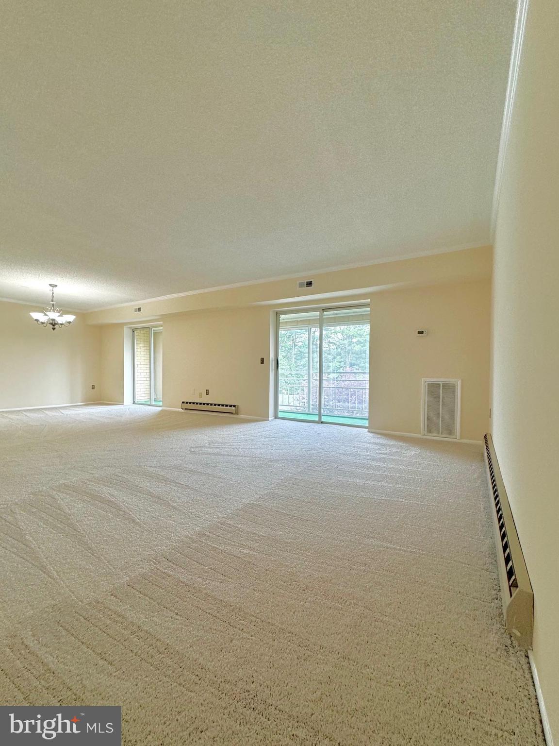 LEISURE WORLD - Residential