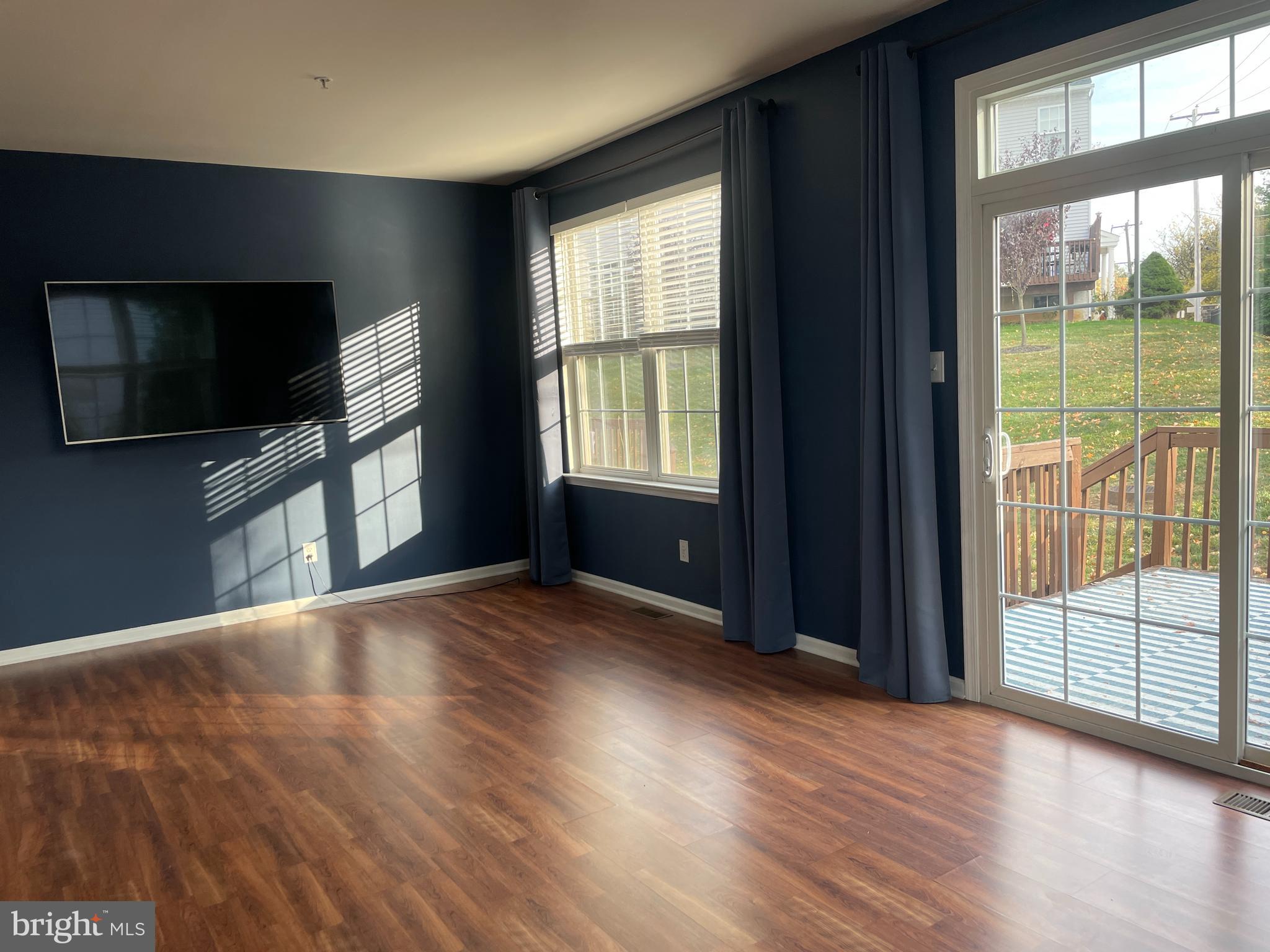 BRADFORD POINTE - Residential Lease