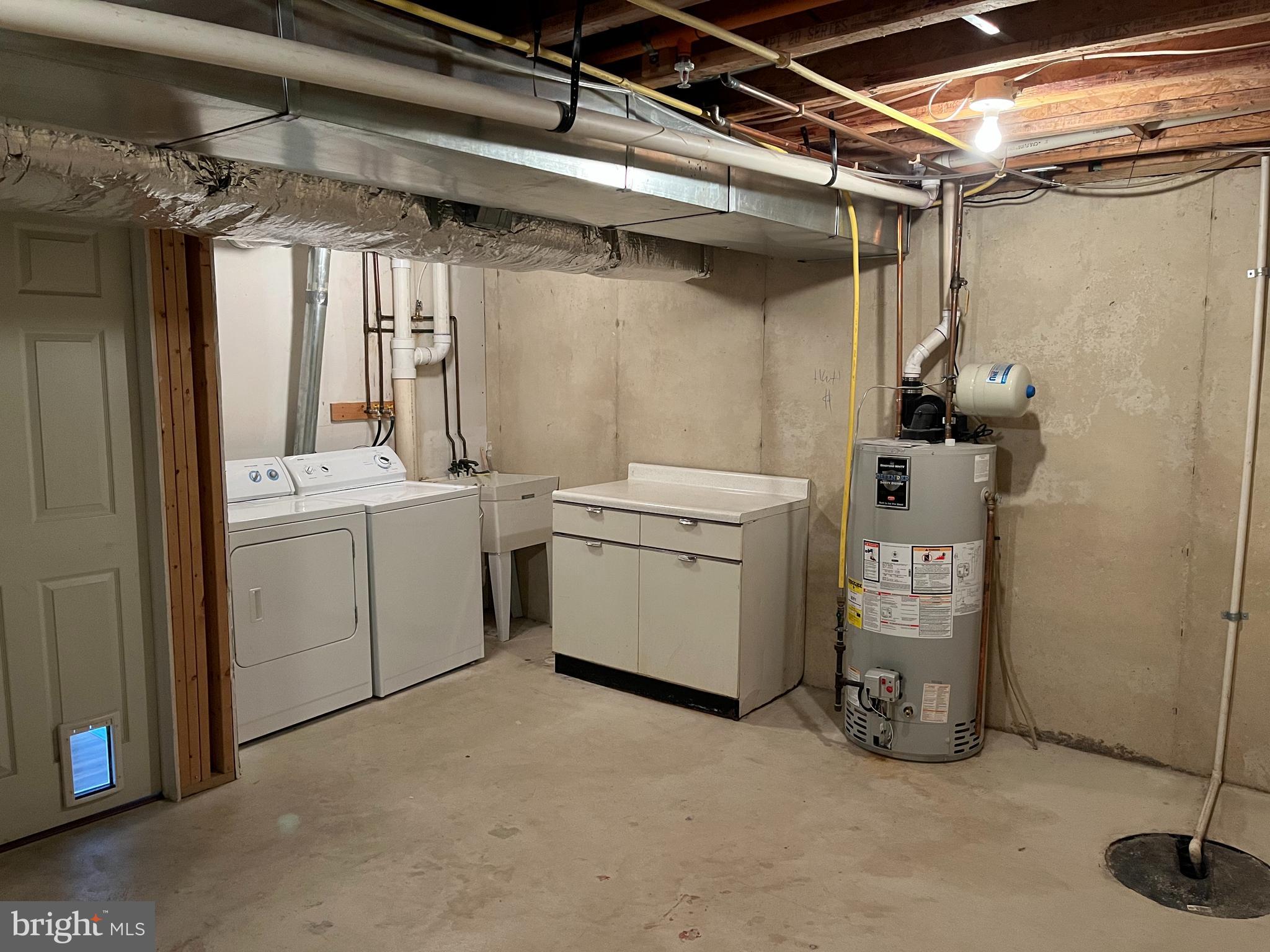 BRADFORD POINTE - Residential Lease