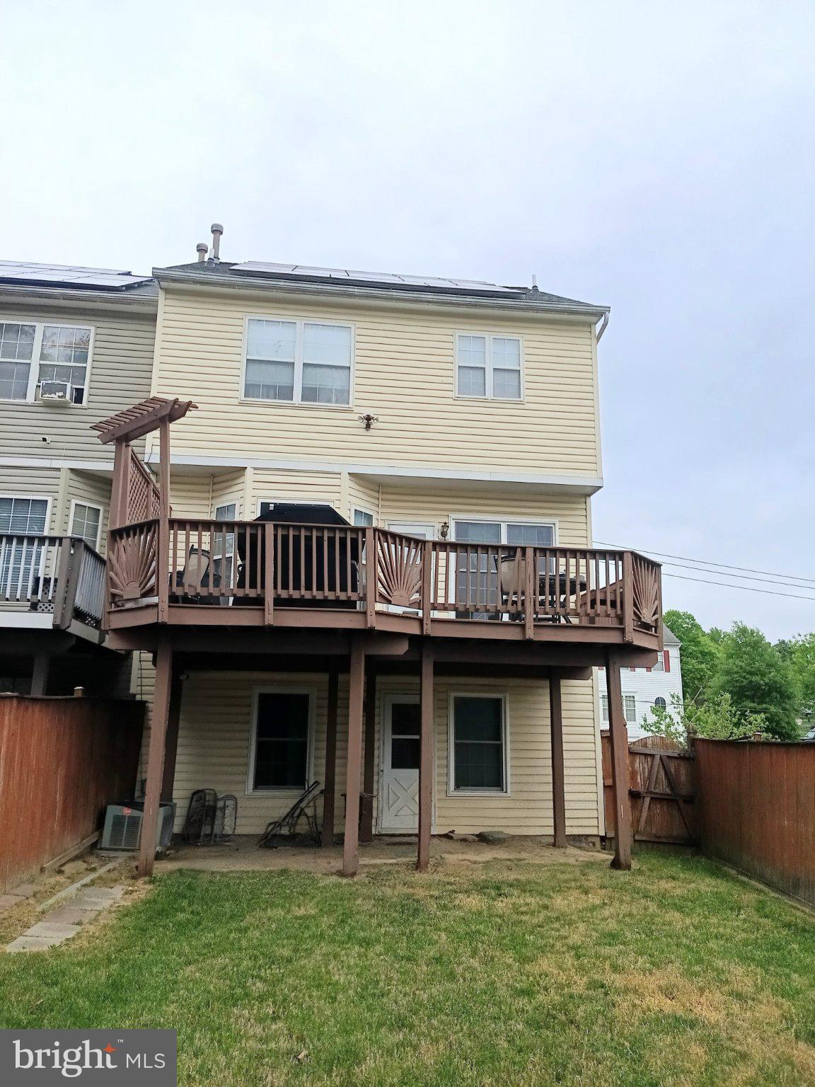 2015 TRENTON PLACE SE