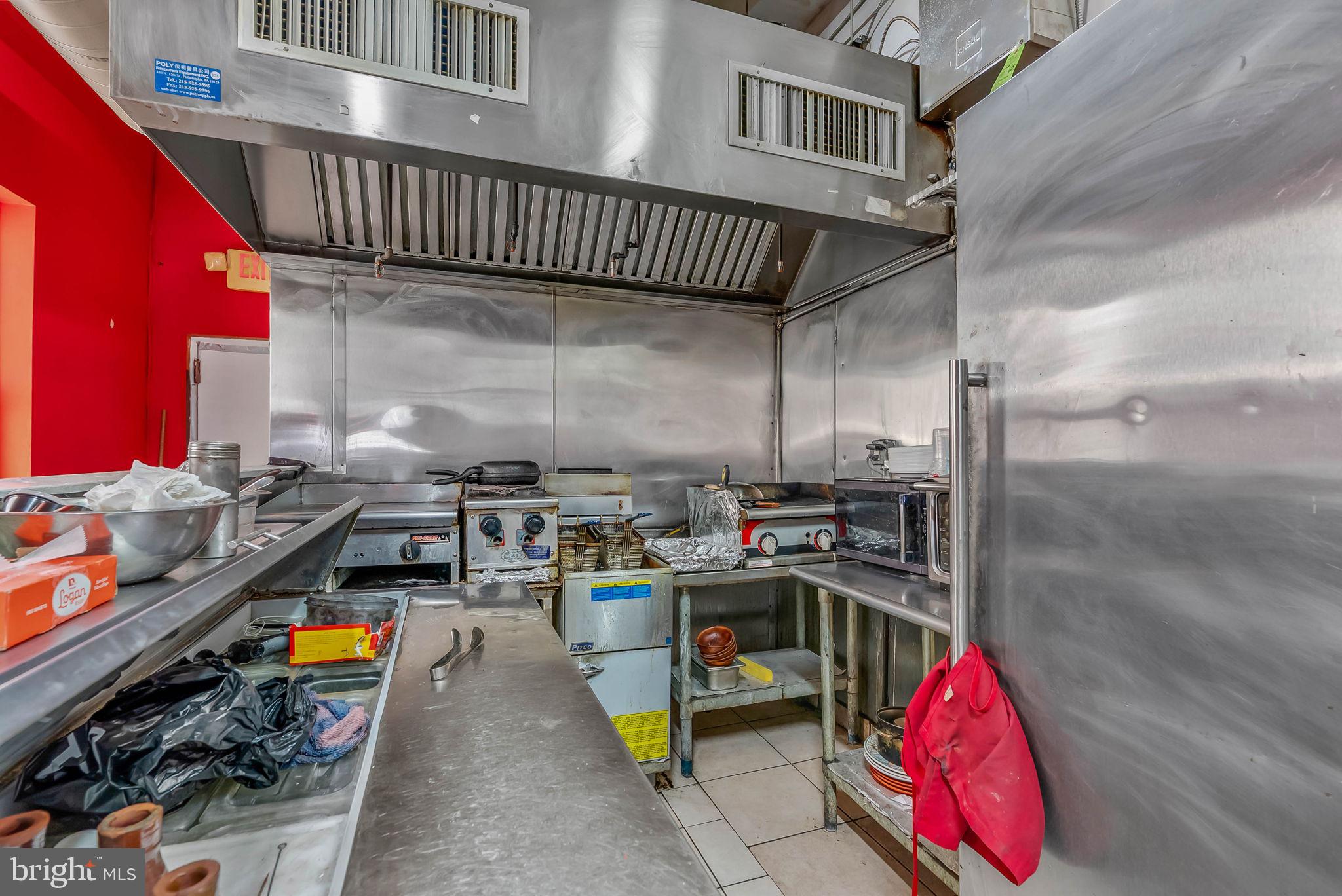 AVENUE OF THE ARTS - Commercial Sale