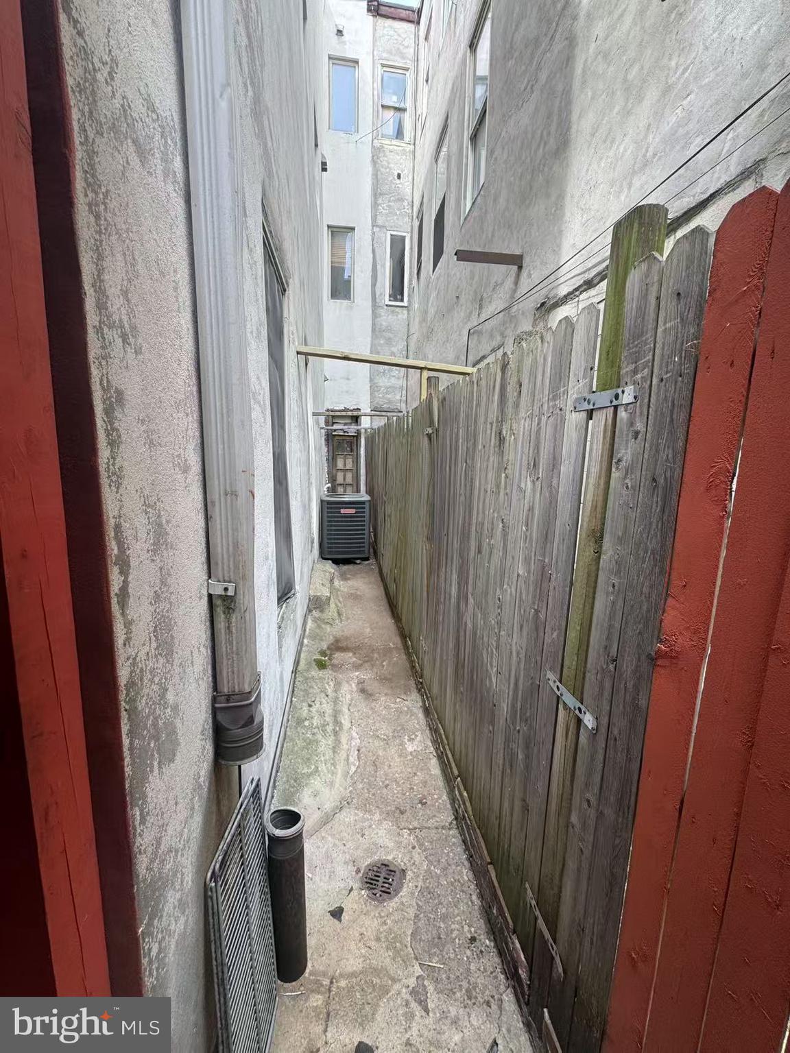 AVENUE OF THE ARTS - Commercial Sale