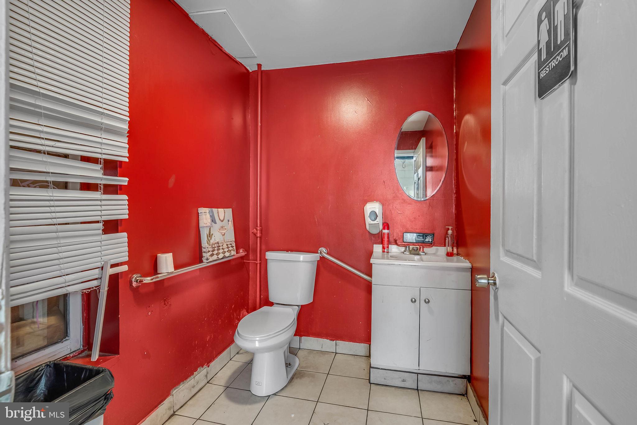 AVENUE OF THE ARTS - Commercial Sale