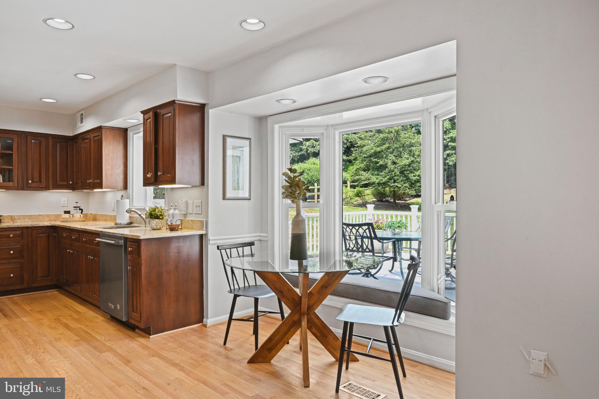 HICKORY CREEK - Residential