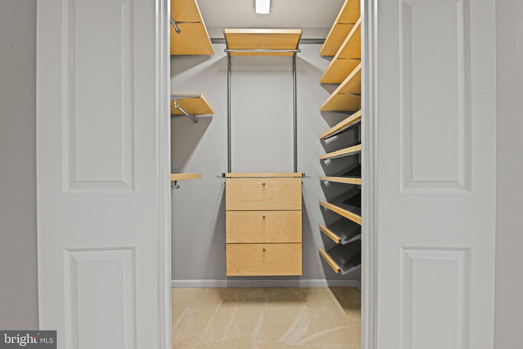 HICKORY CREEK - Residential