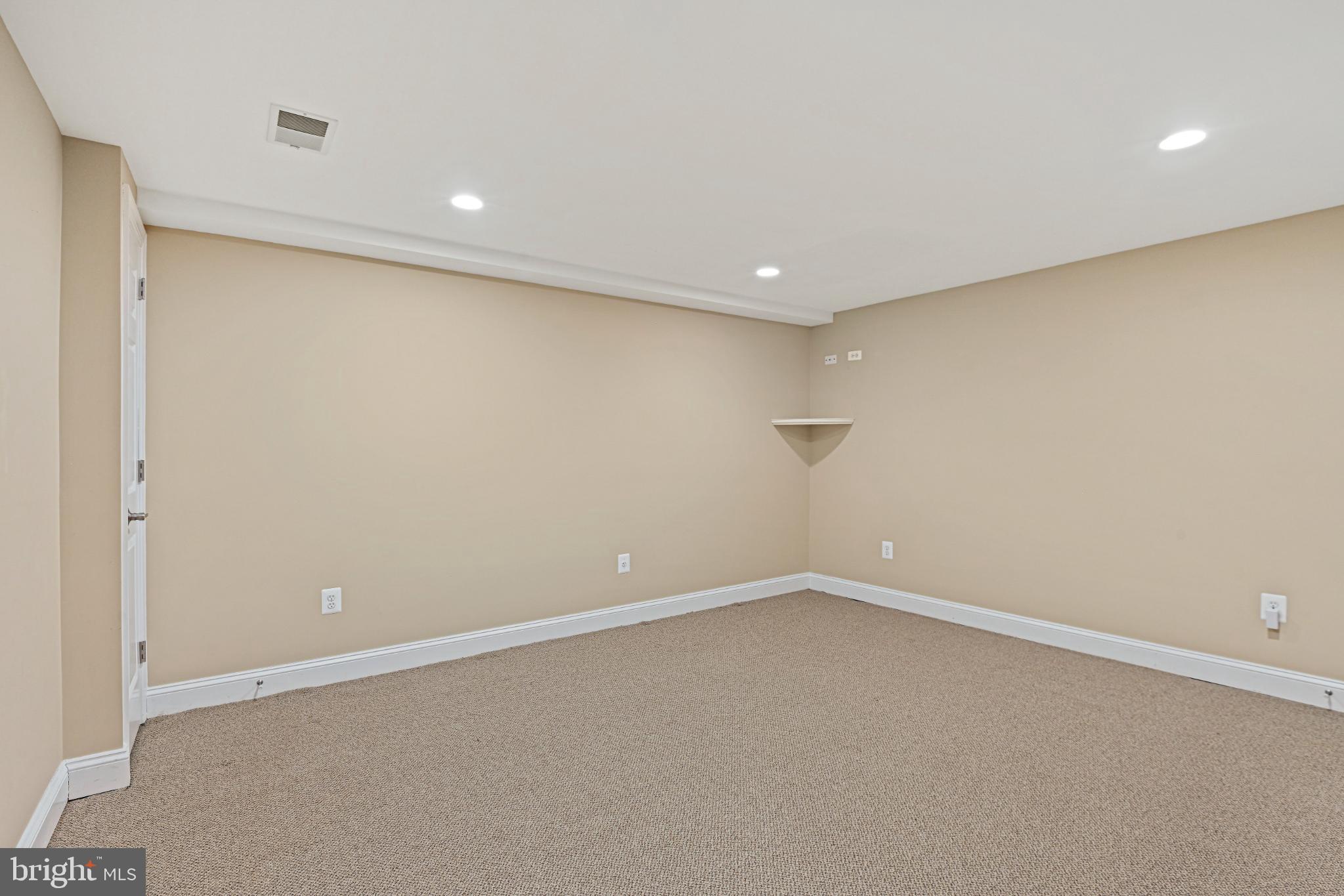 HICKORY CREEK - Residential