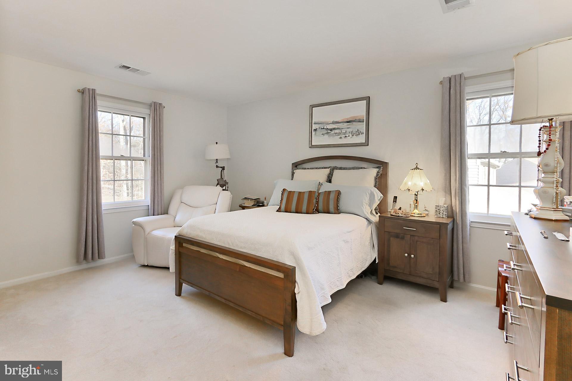 MIDDLERIDGE - Residential