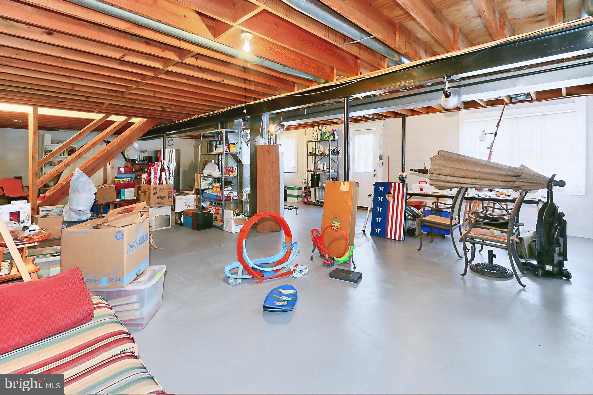 MIDDLERIDGE - Residential