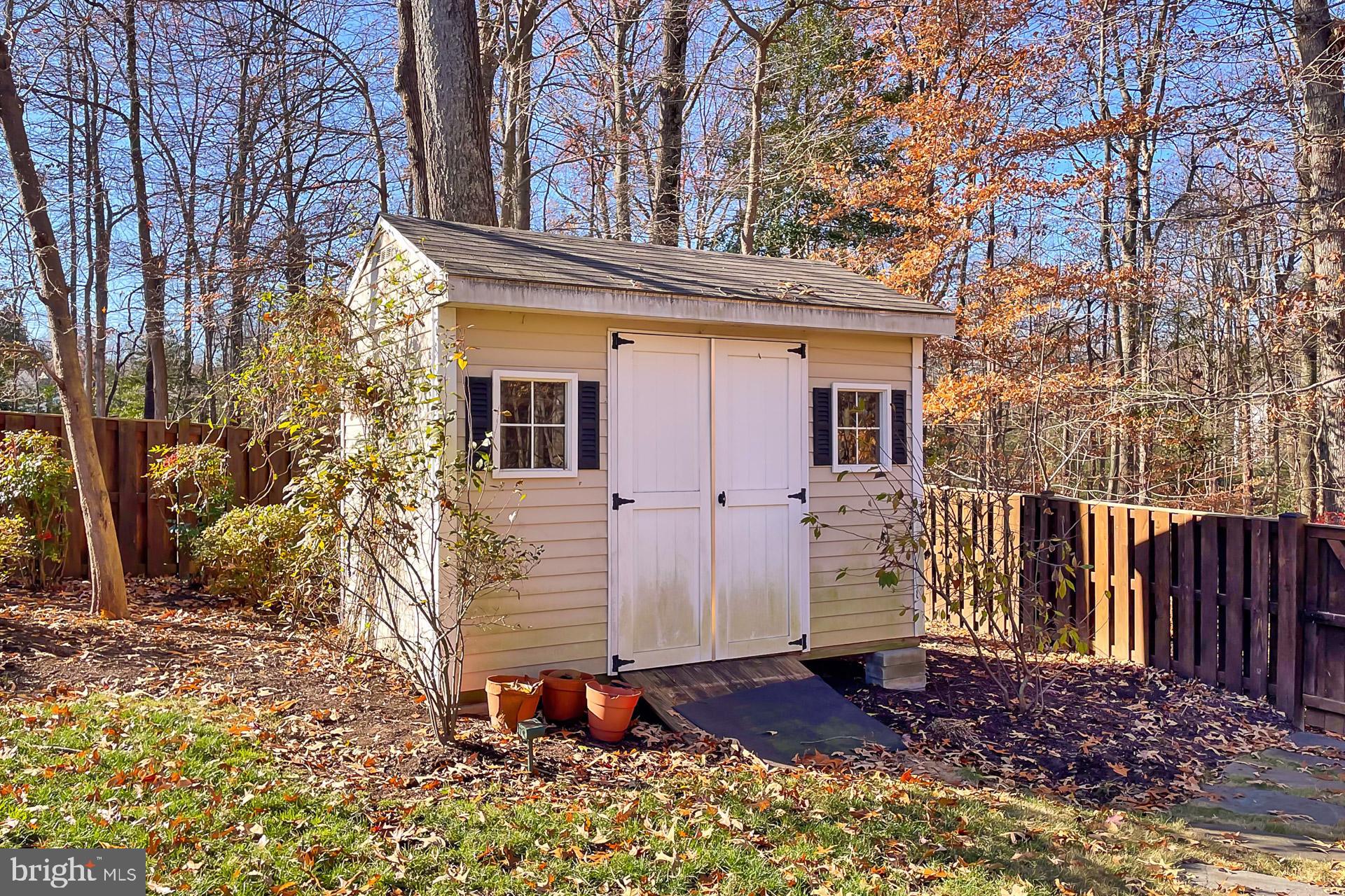 MIDDLERIDGE - Residential