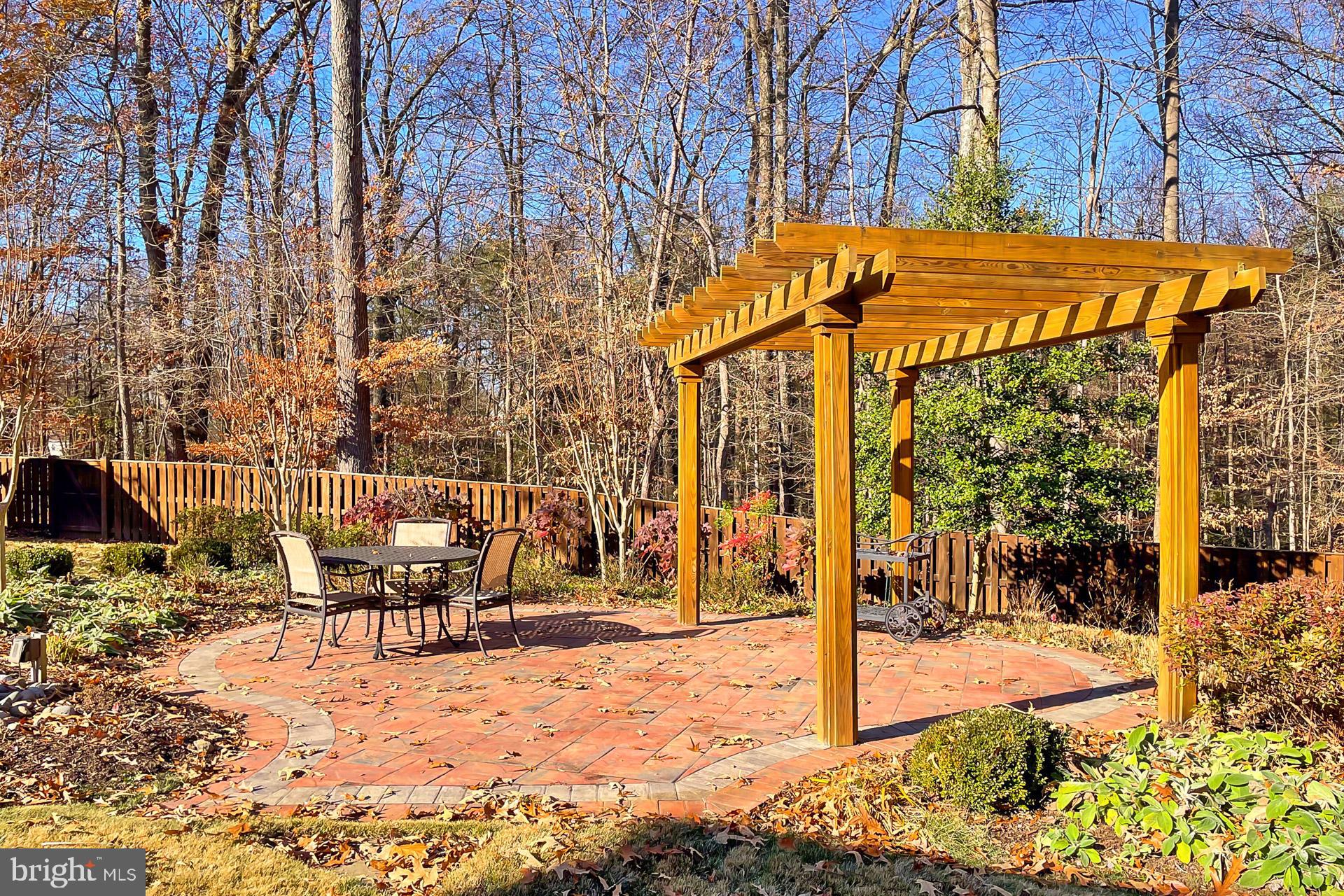 MIDDLERIDGE - Residential