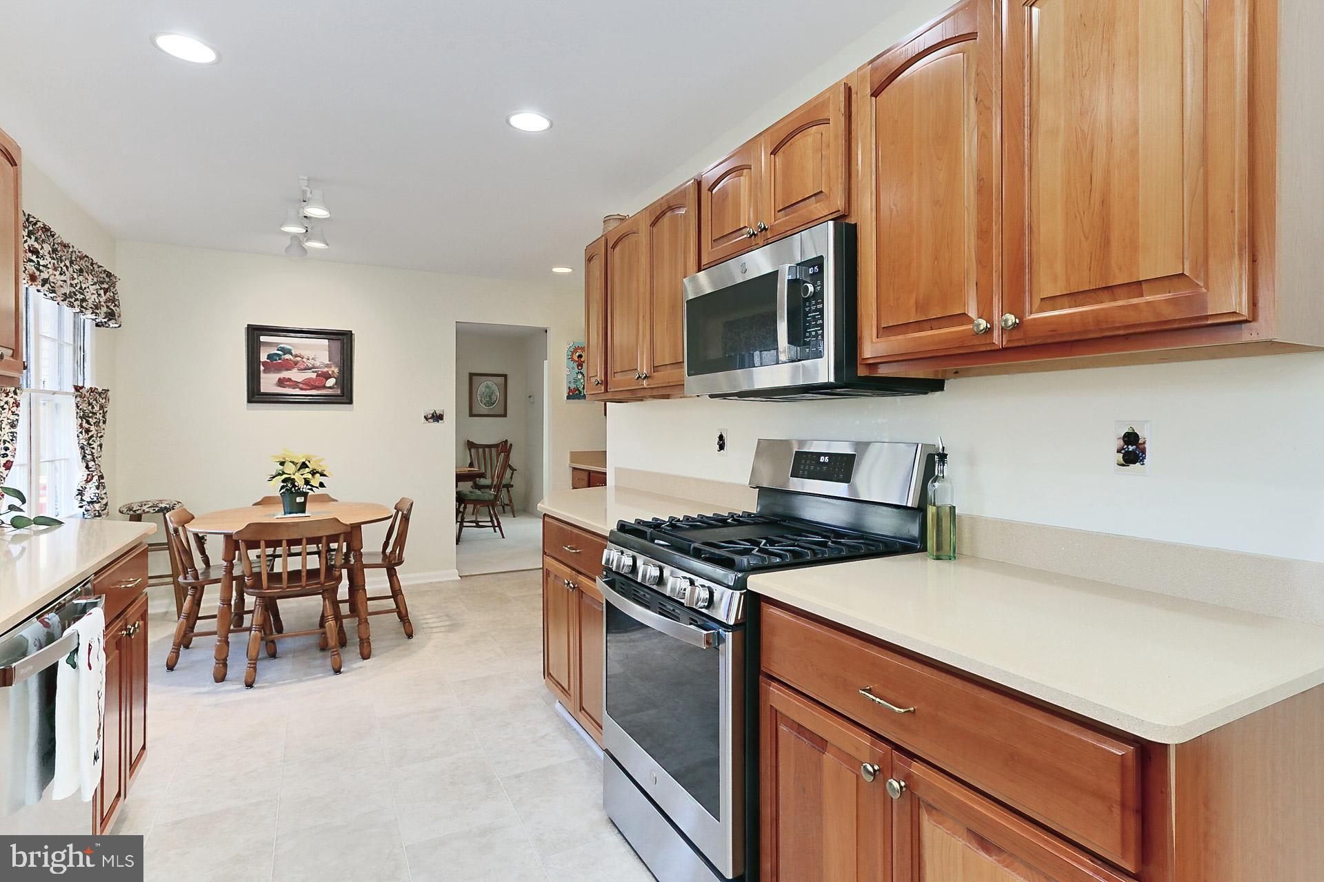 MIDDLERIDGE - Residential