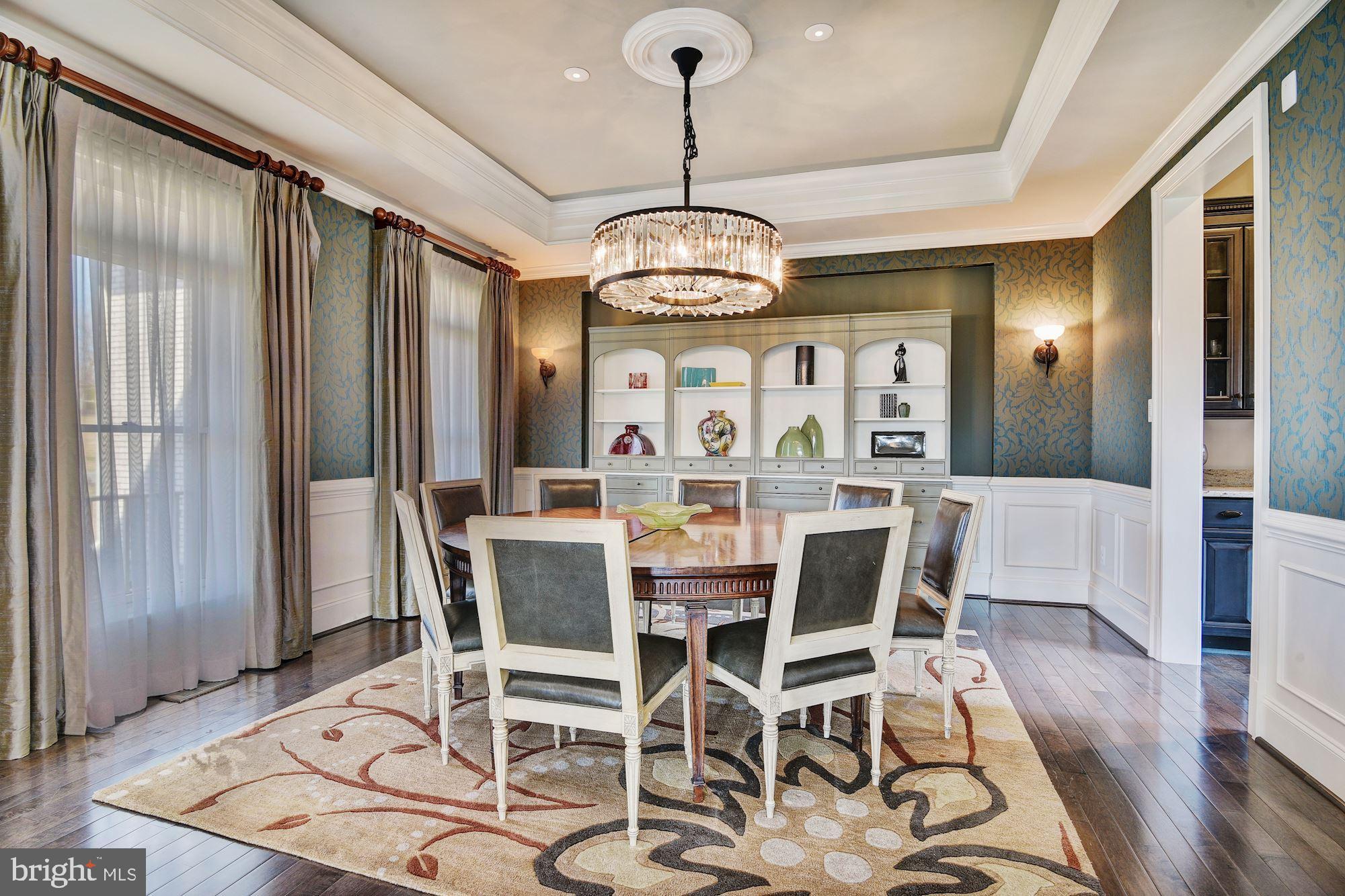 RIVERWOOD - Residential