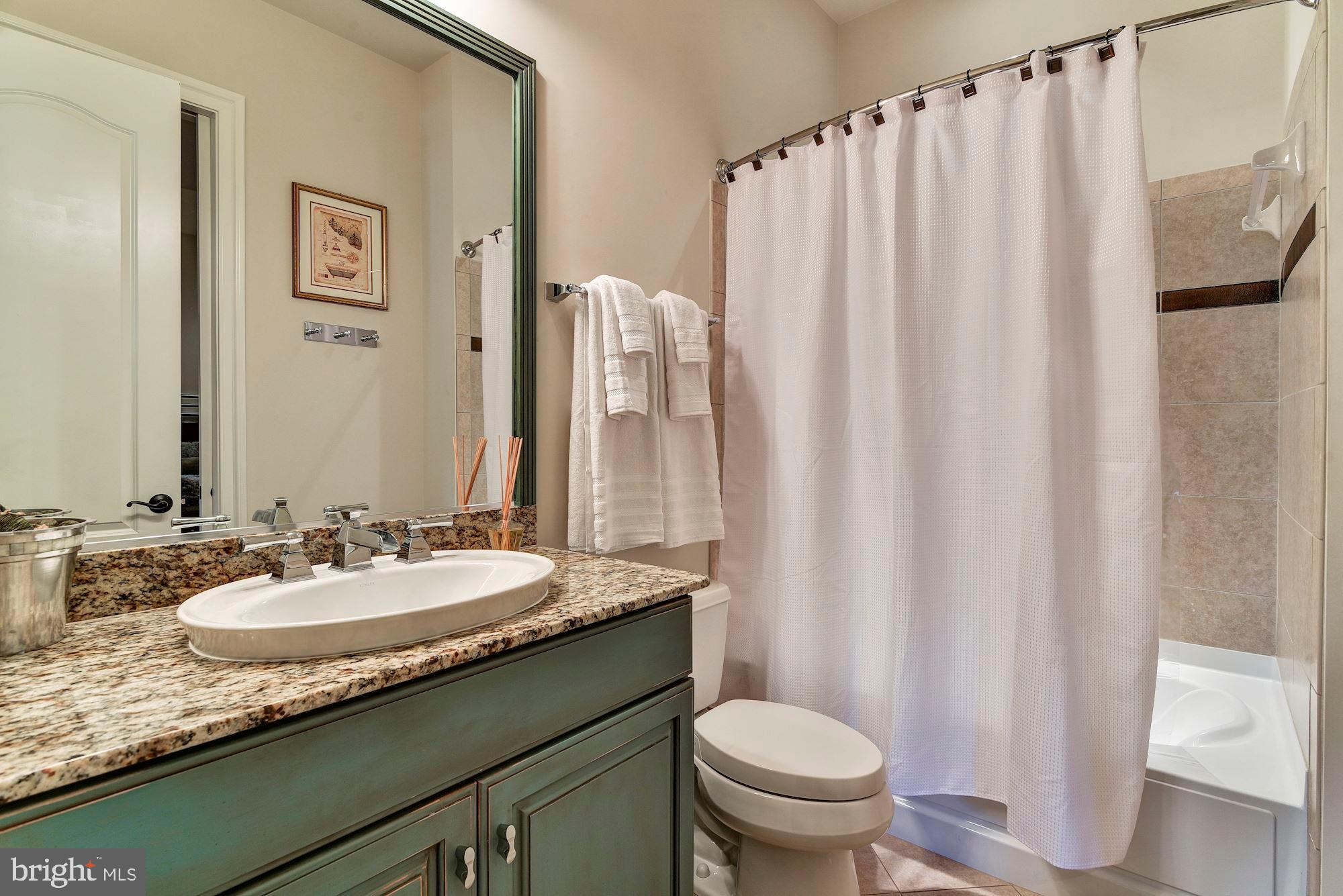 RIVERWOOD - Residential