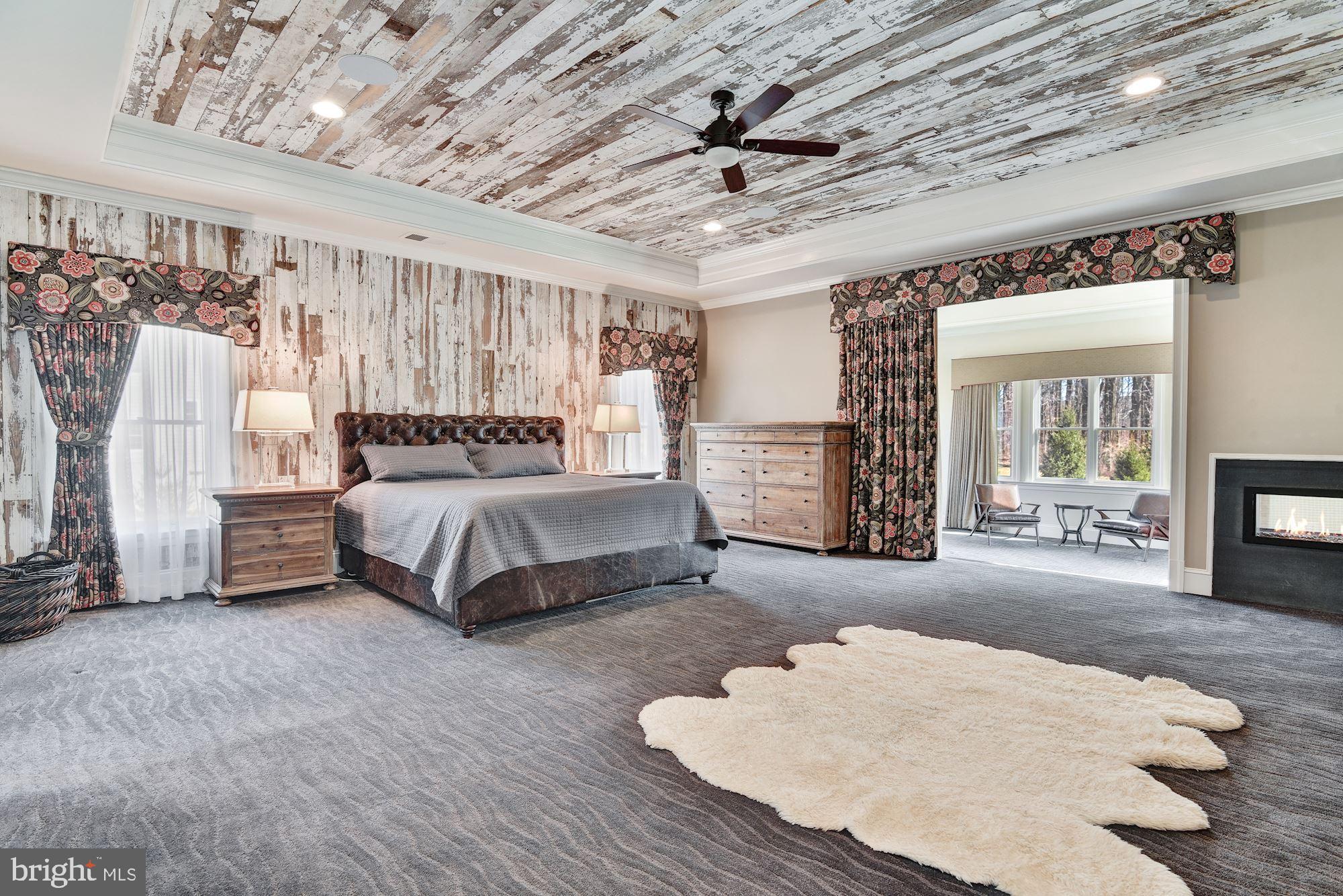 RIVERWOOD - Residential