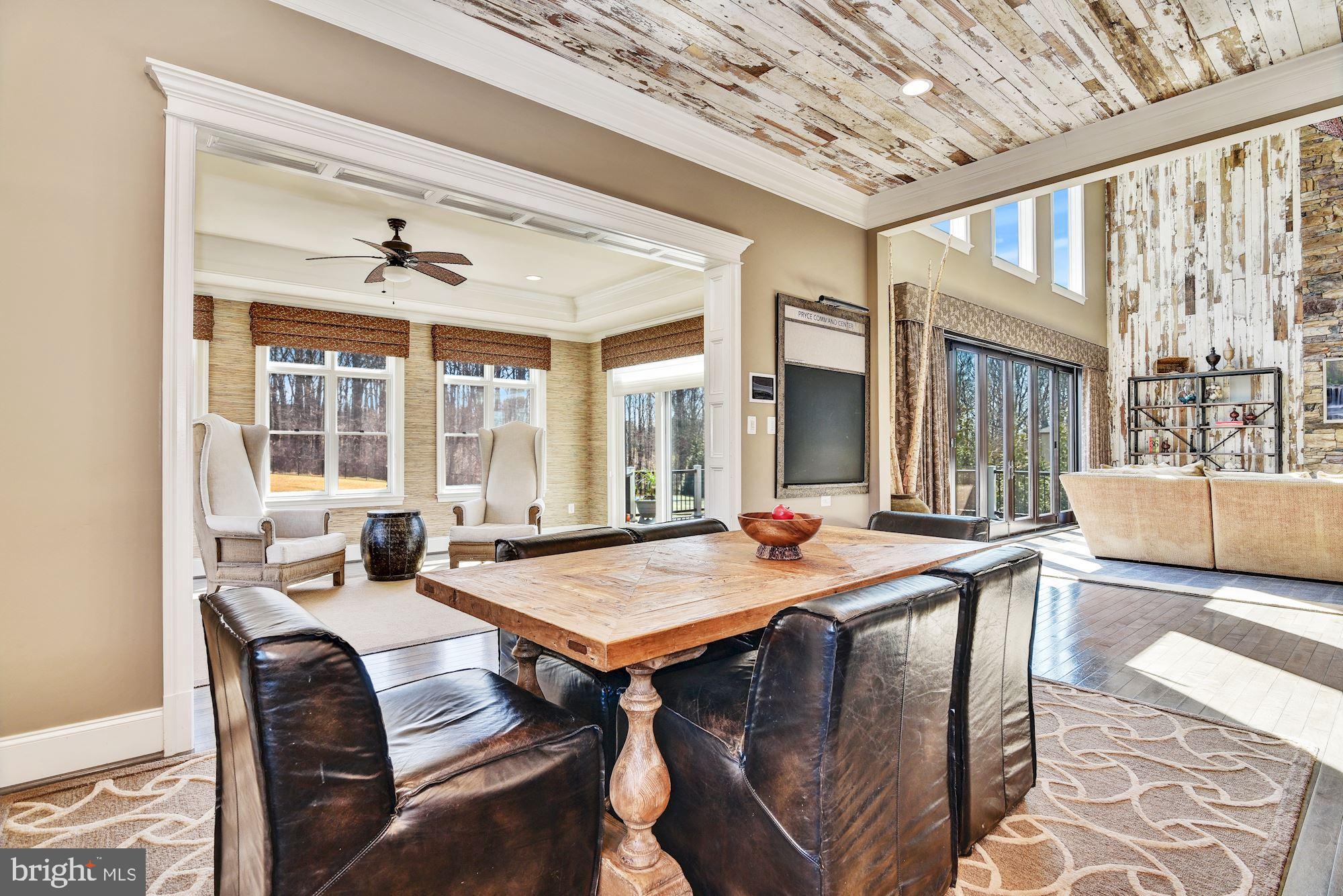 RIVERWOOD - Residential