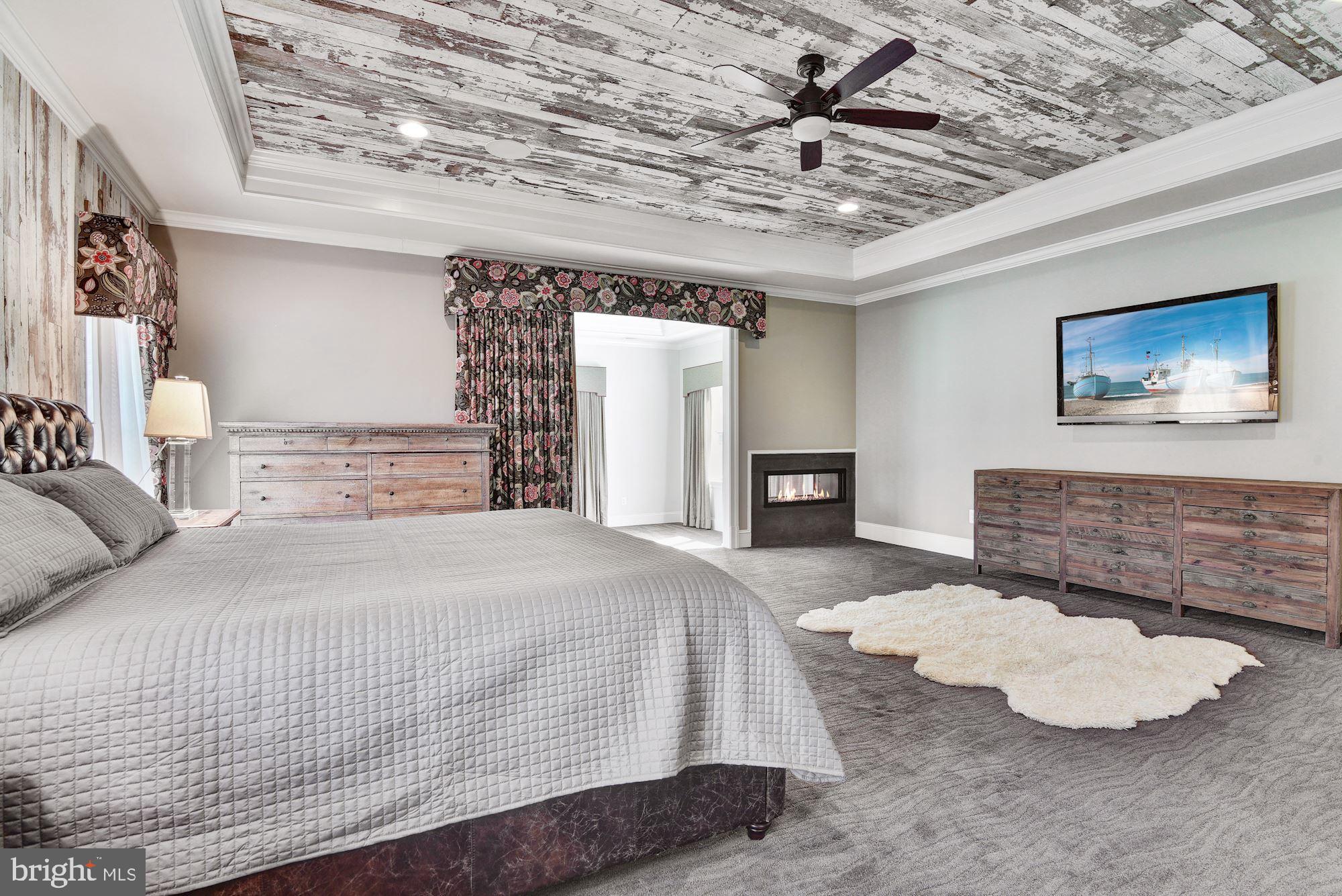 RIVERWOOD - Residential