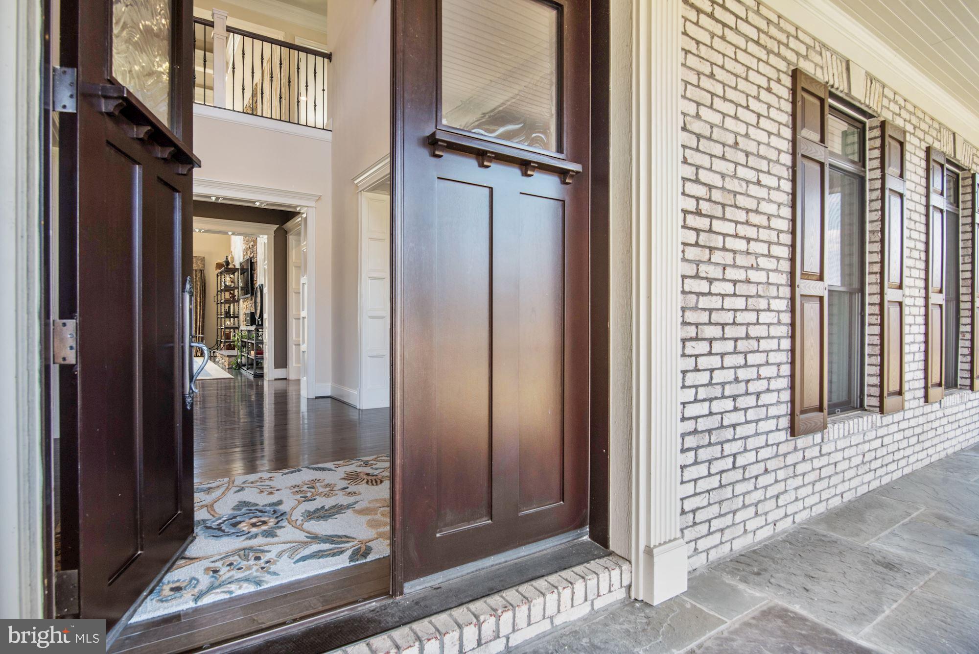 RIVERWOOD - Residential