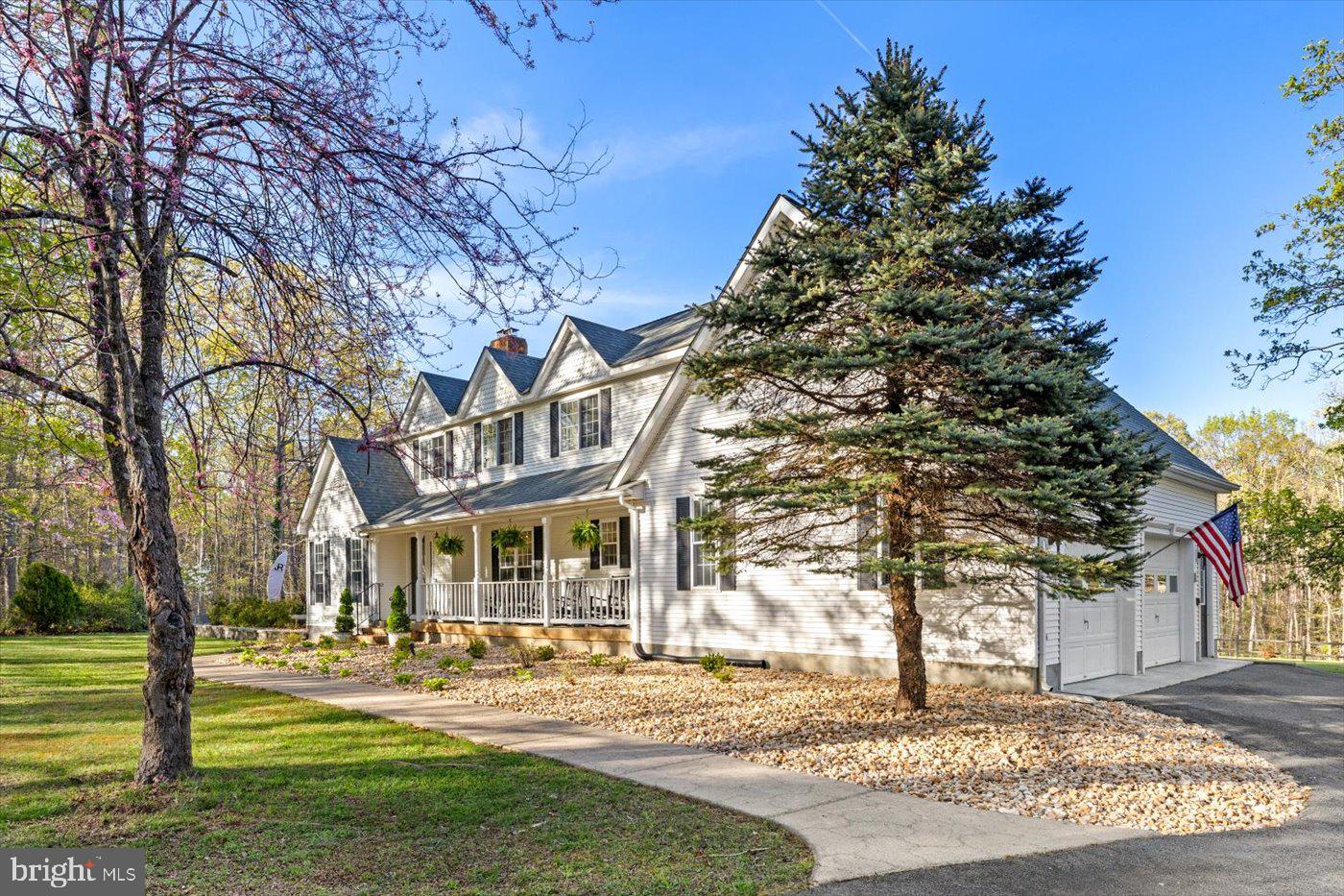 TRAPPERS DEN - Residential