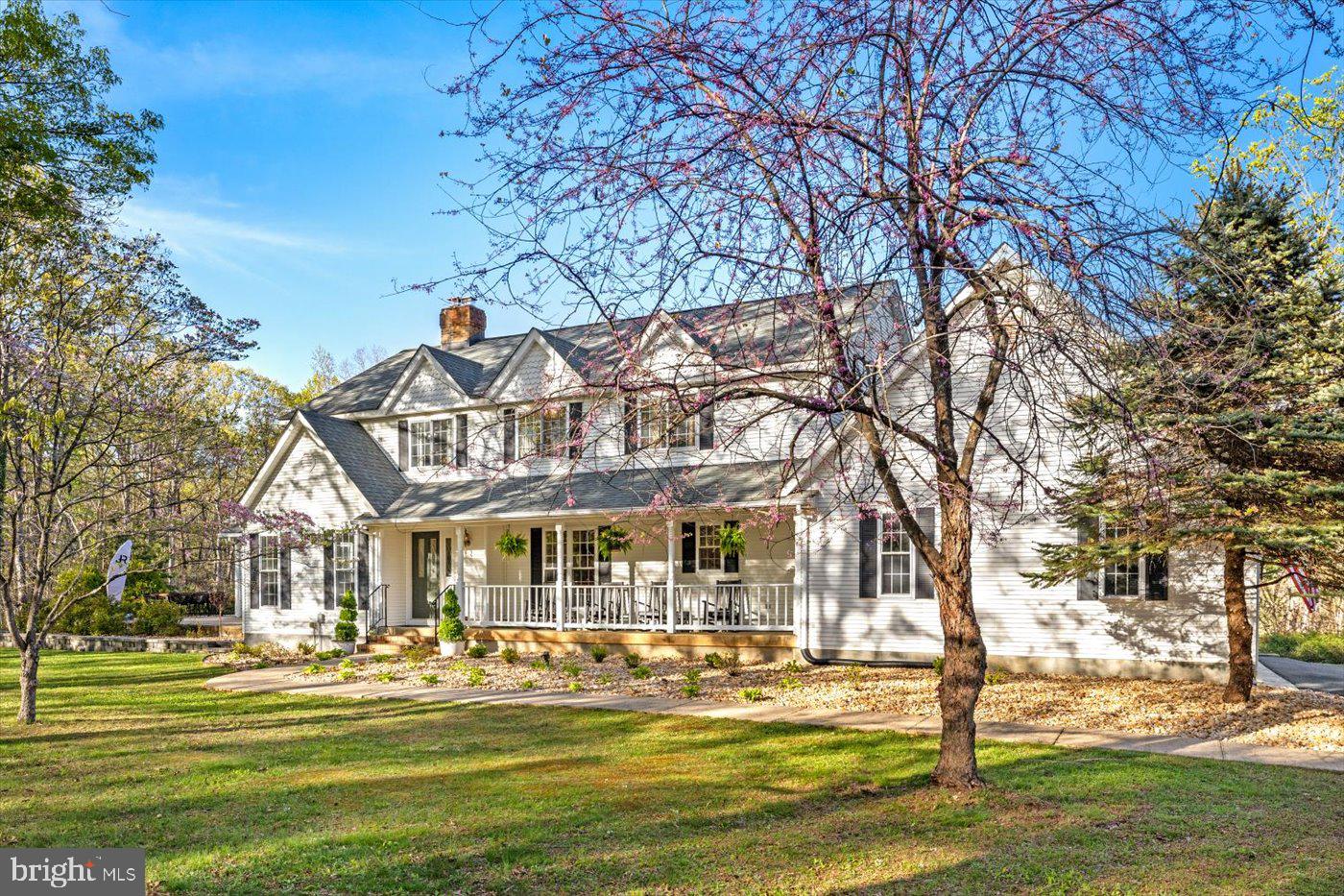 TRAPPERS DEN - Residential