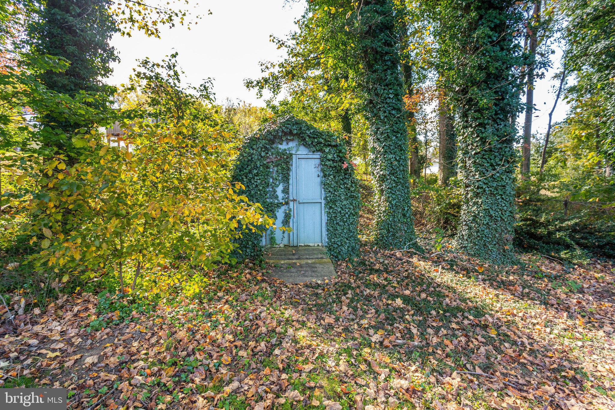 DANGELO WOODS - Residential