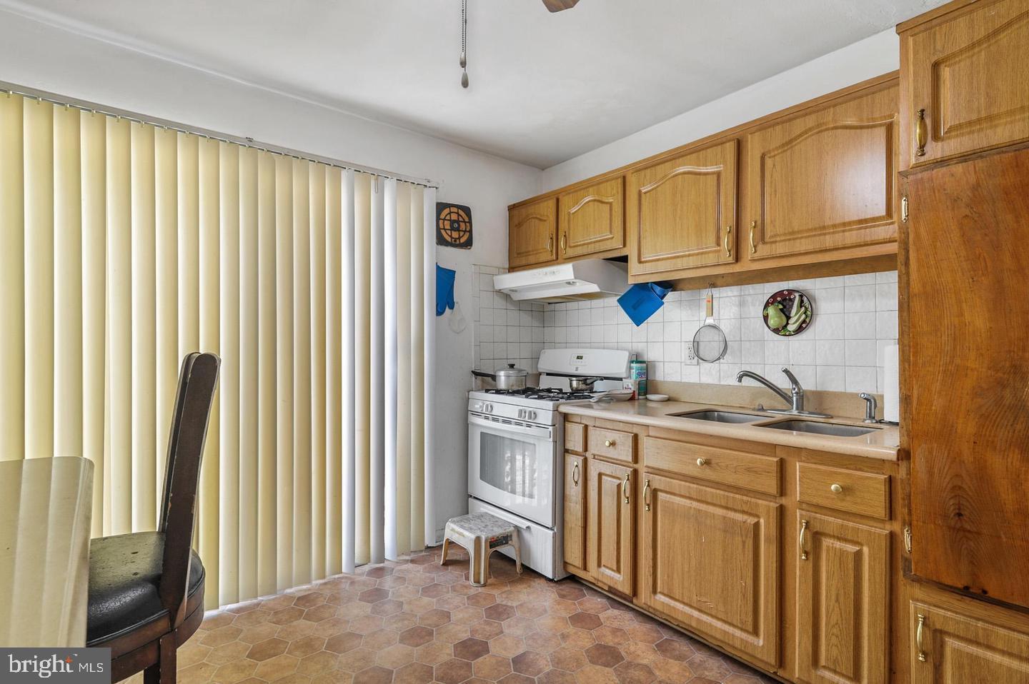 TOWNE POINT - Residential