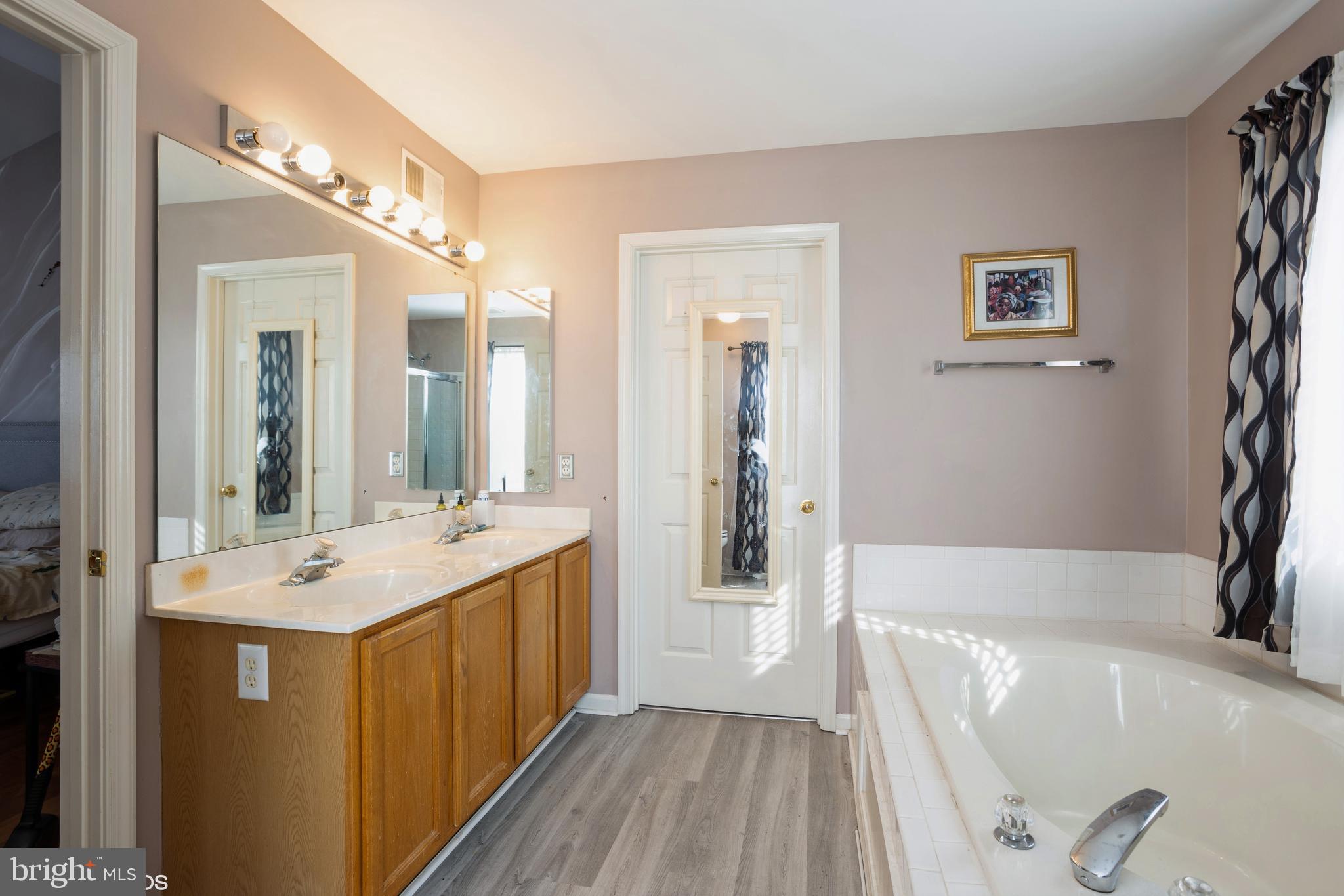 PERRYWOOD - Residential