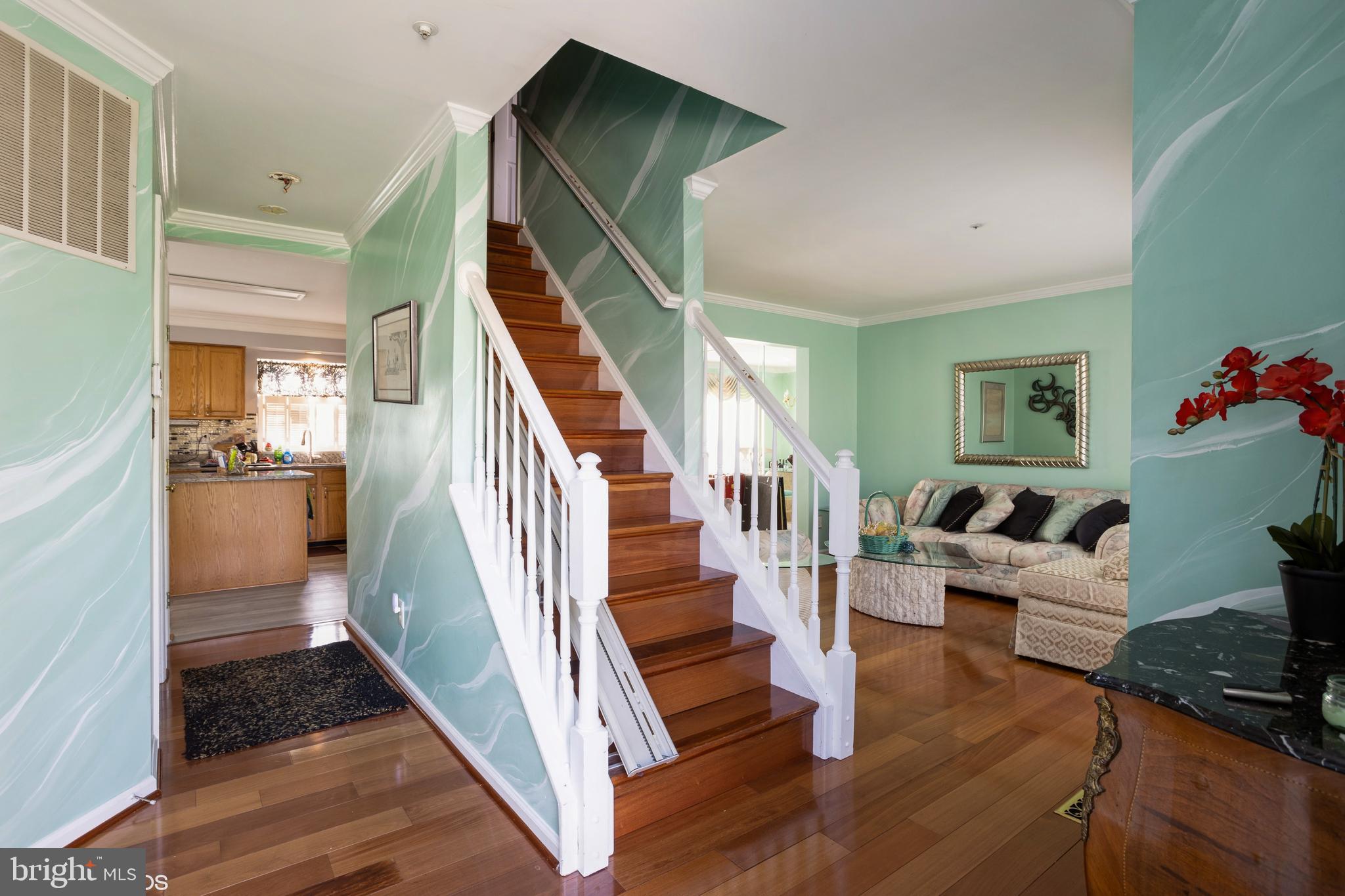 PERRYWOOD - Residential