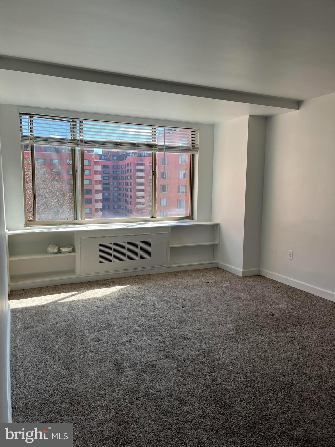 RIVER PLACE - Residential Lease