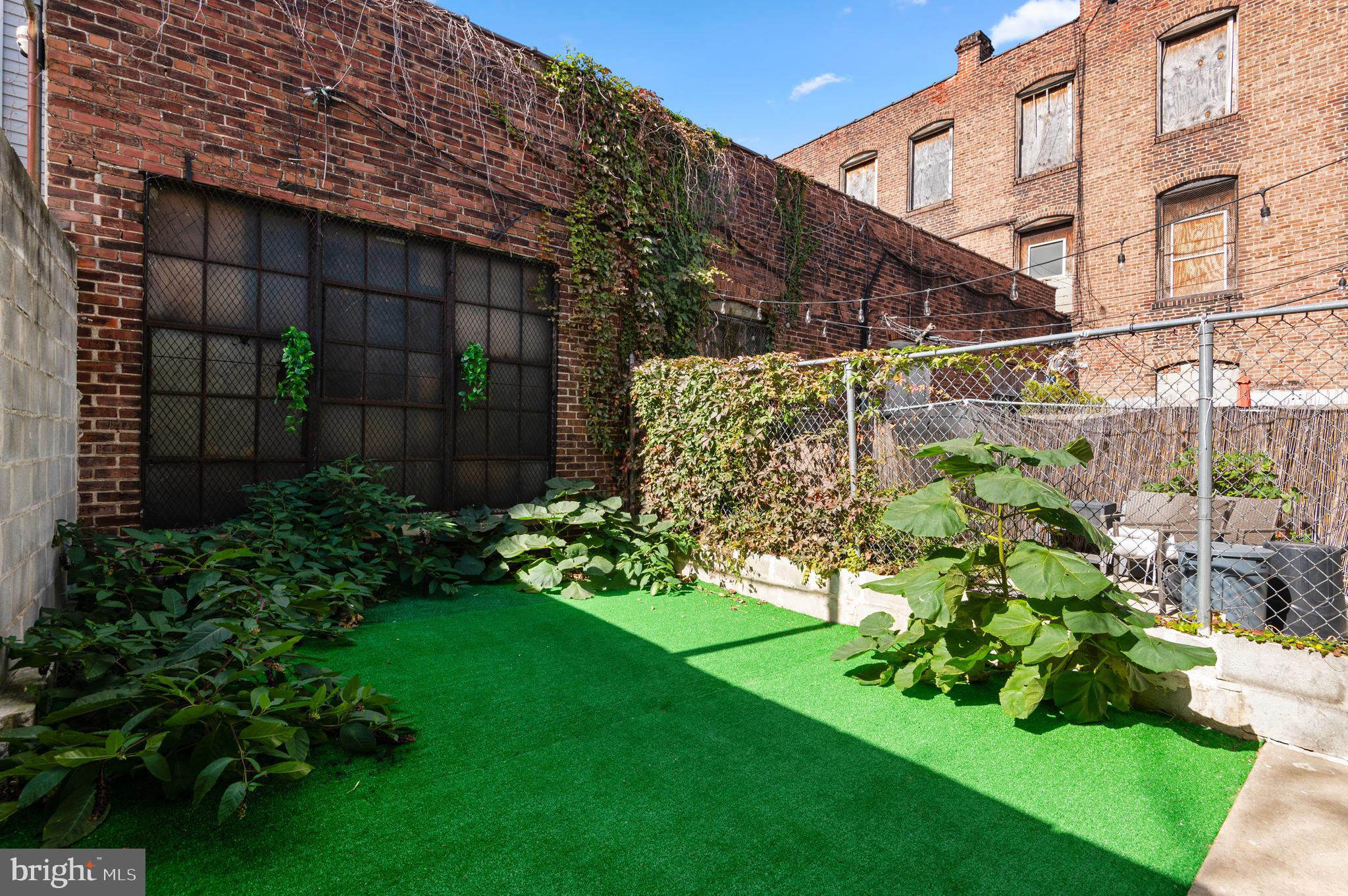 NORRIS SQUARE - Residential